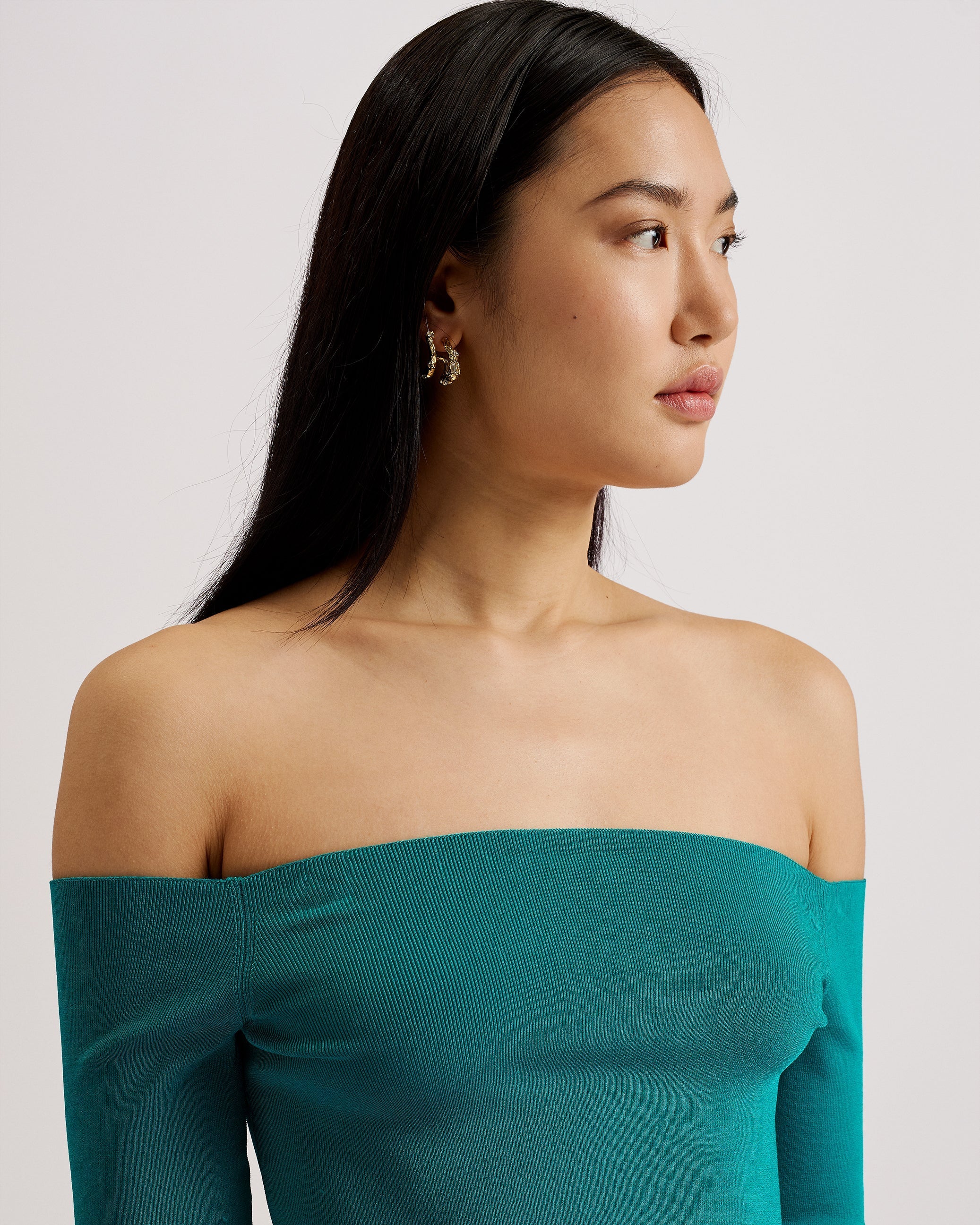 Shop Ovvett Bodycon Bardot Dress Green for Women Online | Ted Baker Kuwait Shop Ovvett Bodycon Bardot Dress Green for Women Online | Ted Baker Kuwait