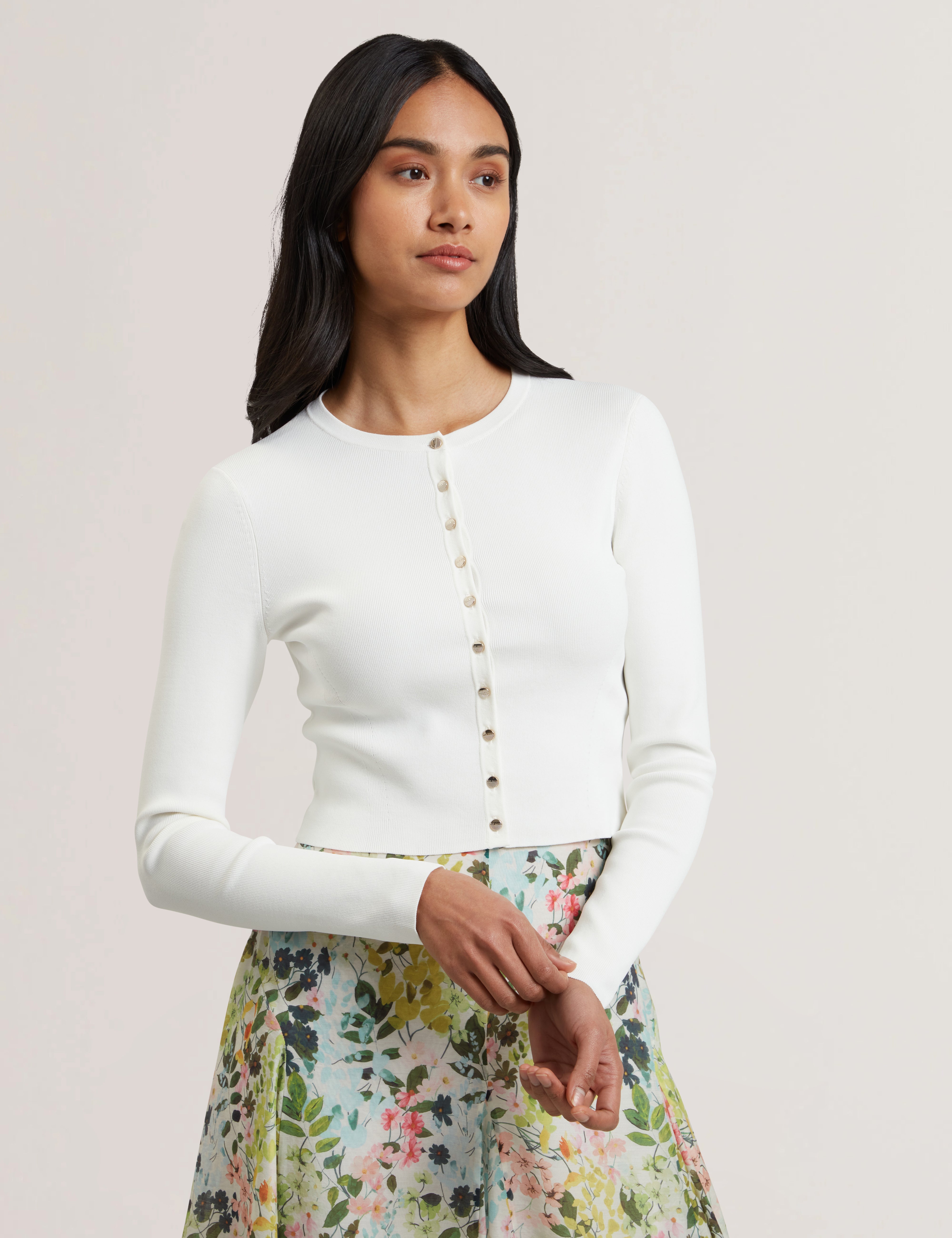 Emoriyy Cropped Long Sleeve Knit Cardigan Ivory