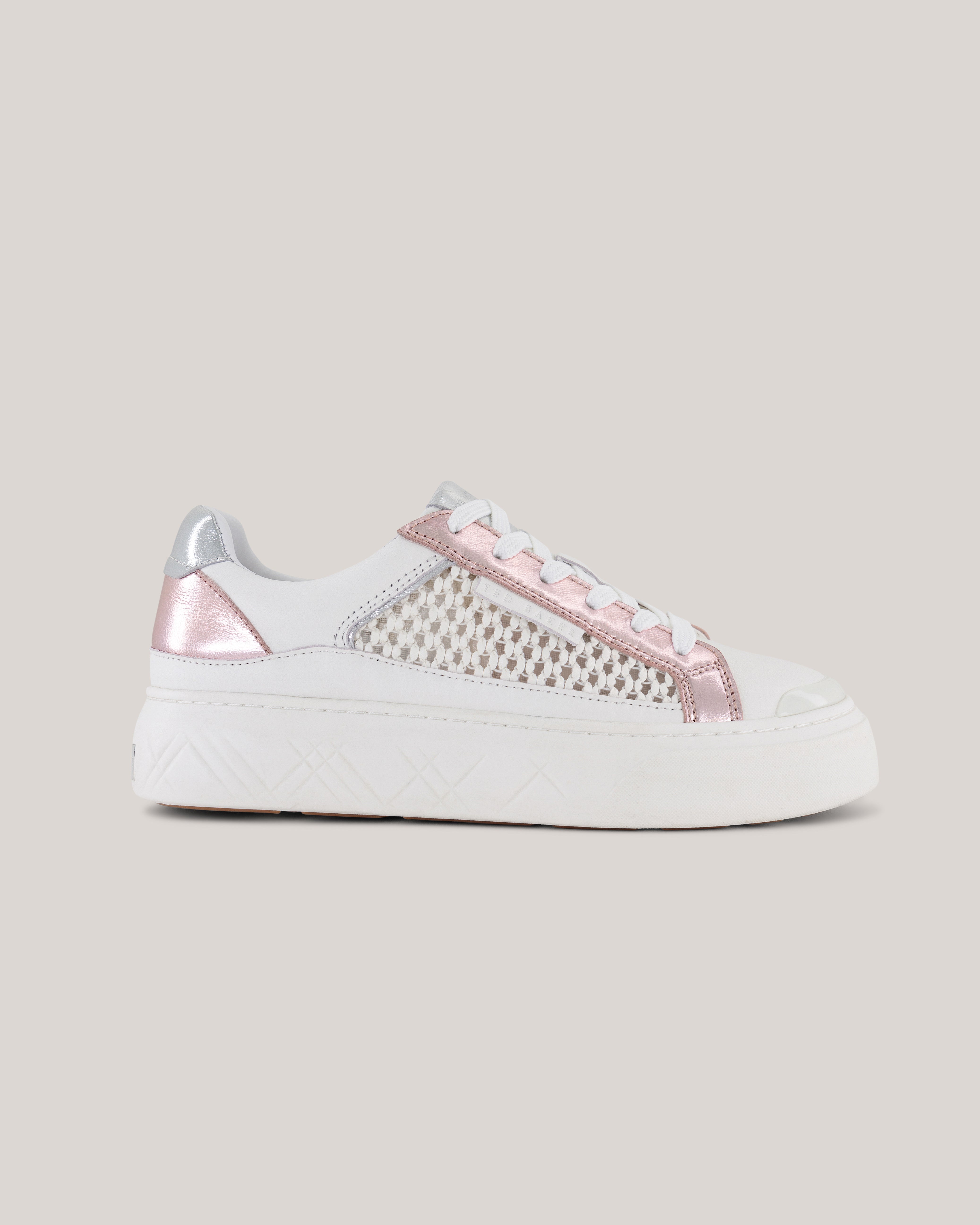 حذاء رياضي ذو منصة من ماركة أديسون باللون الوردي