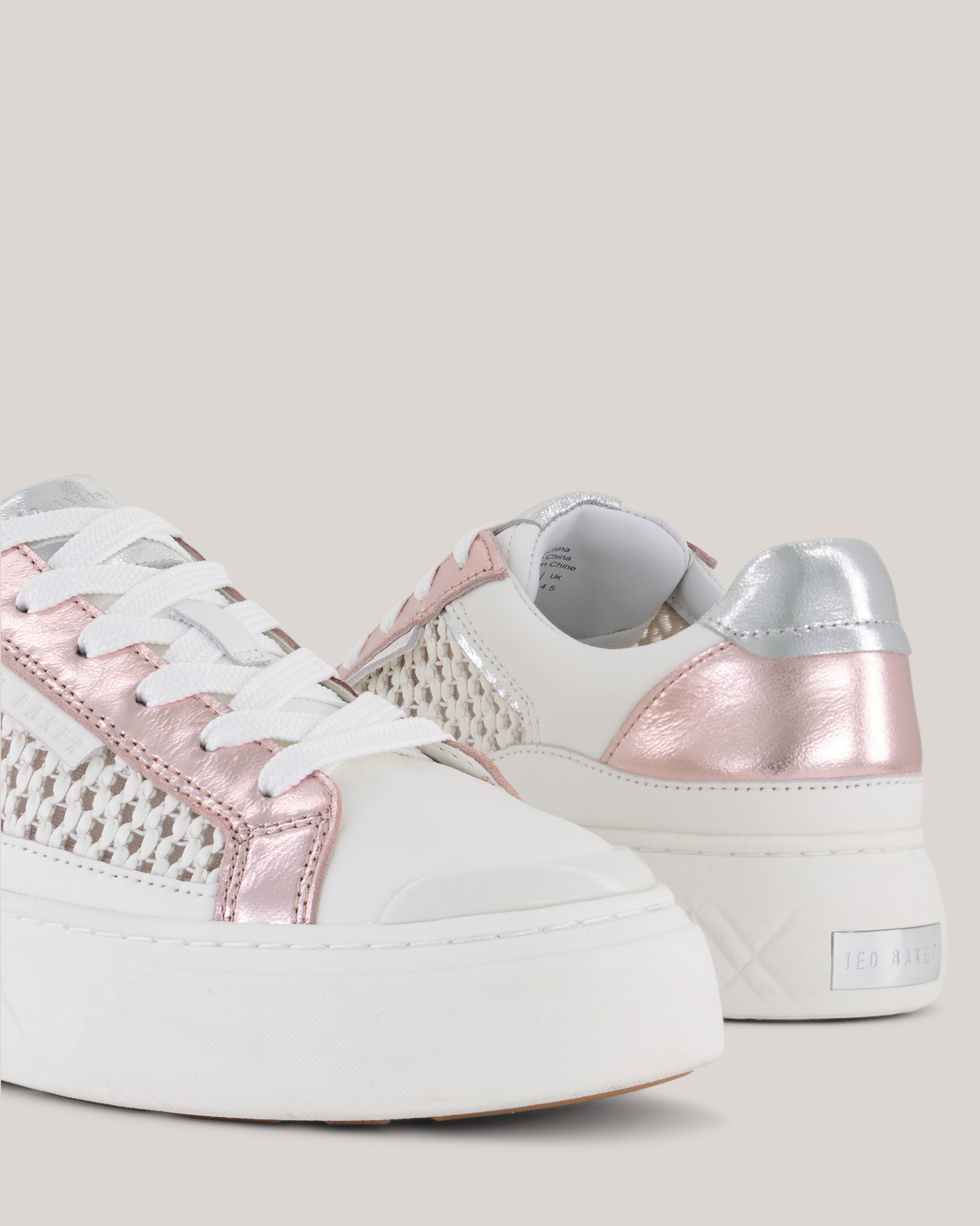 حذاء رياضي ذو منصة من ماركة أديسون باللون الوردي