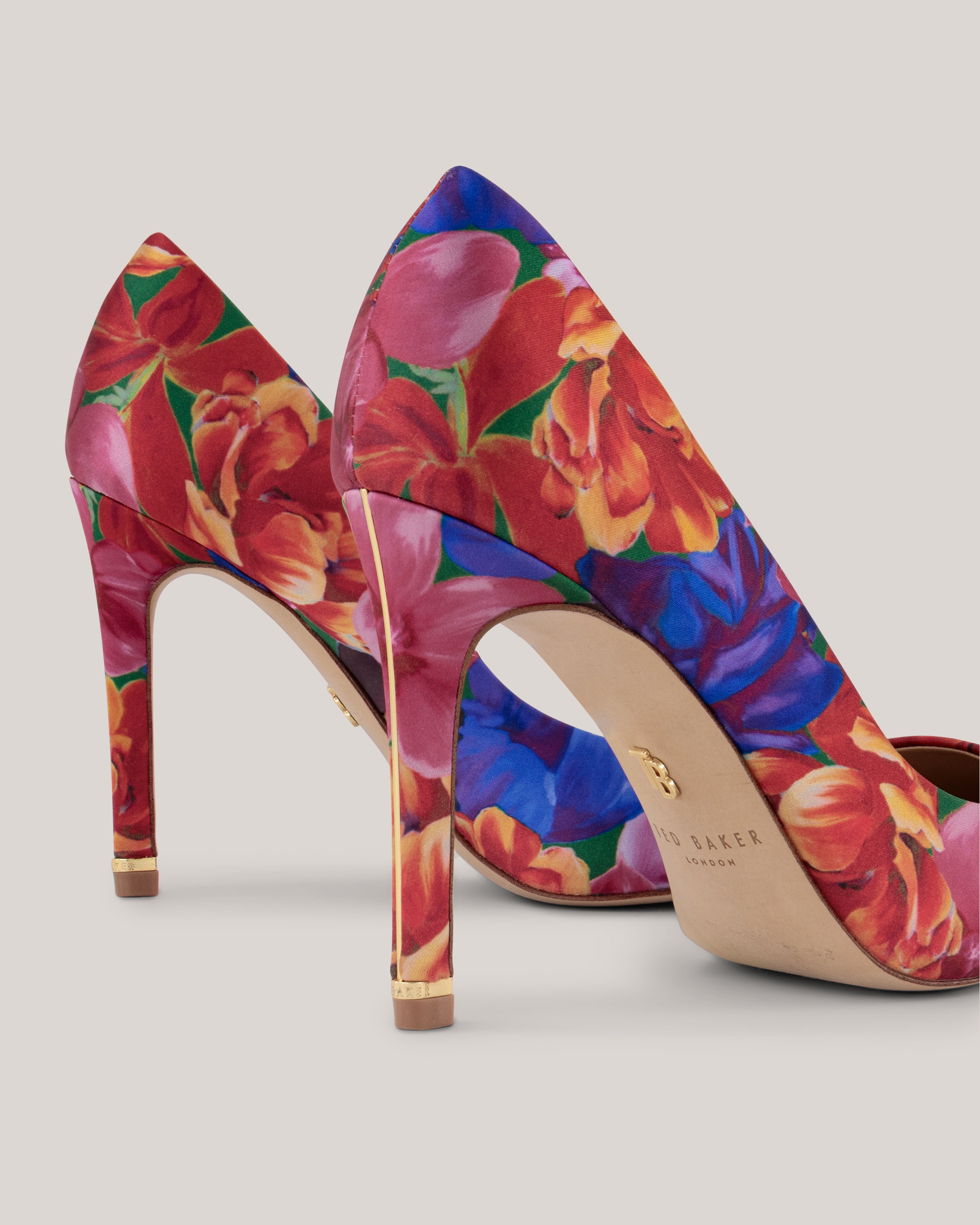 Carraai High Heeled Pump With Gold Heel Multicol