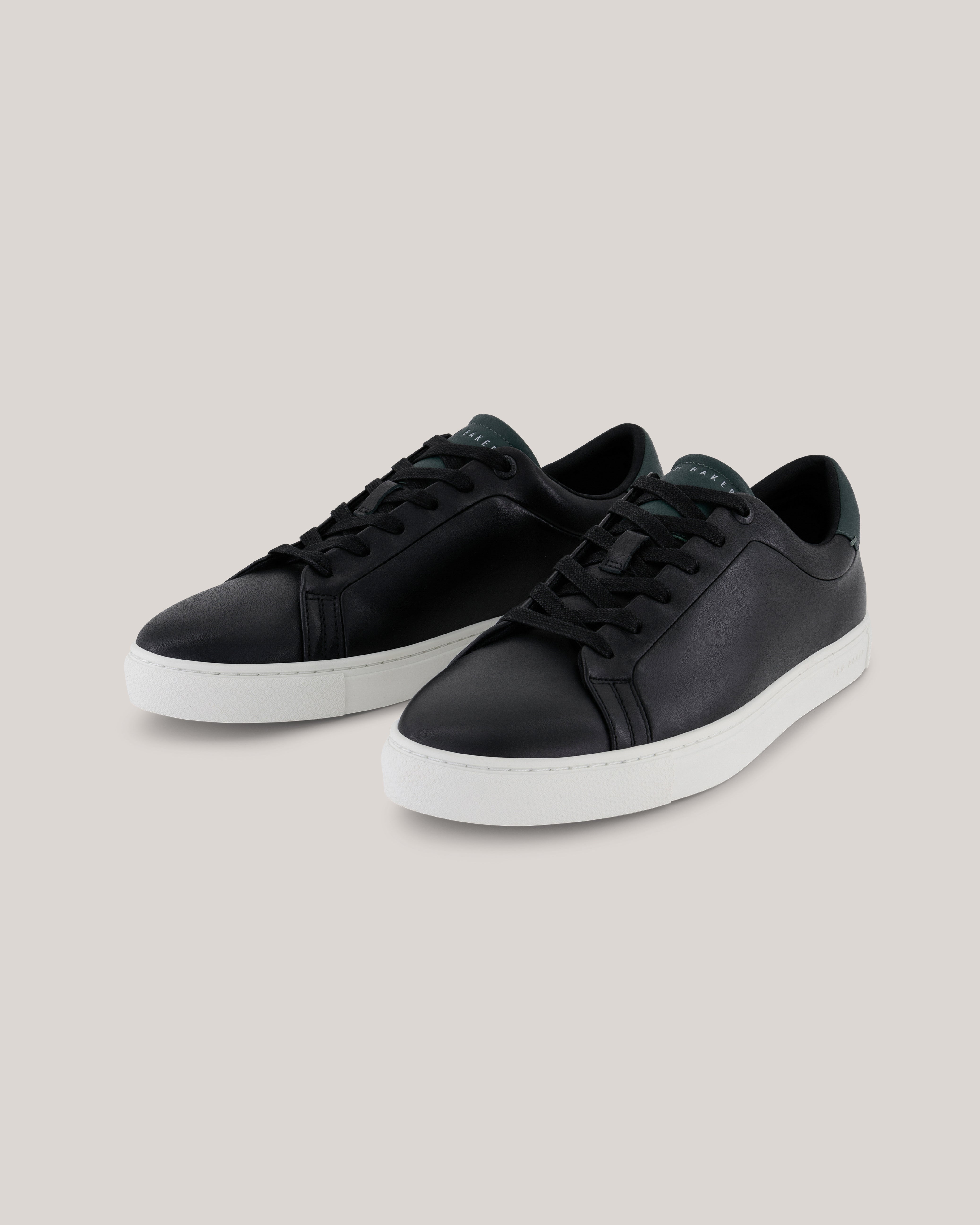 Rbertoo Leather Sneaker Black