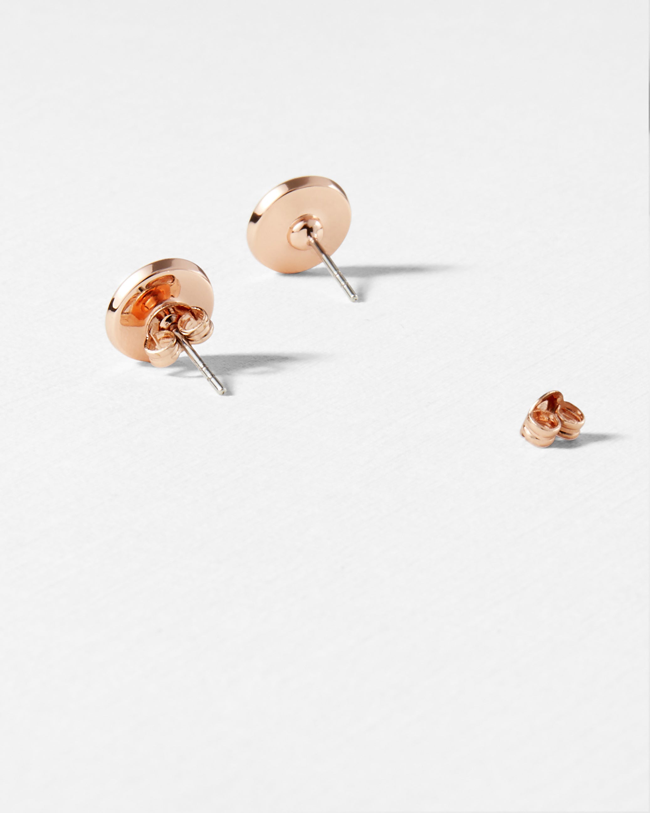 Eisley Tbj1266 Enamel Button Earring Baby-Pink