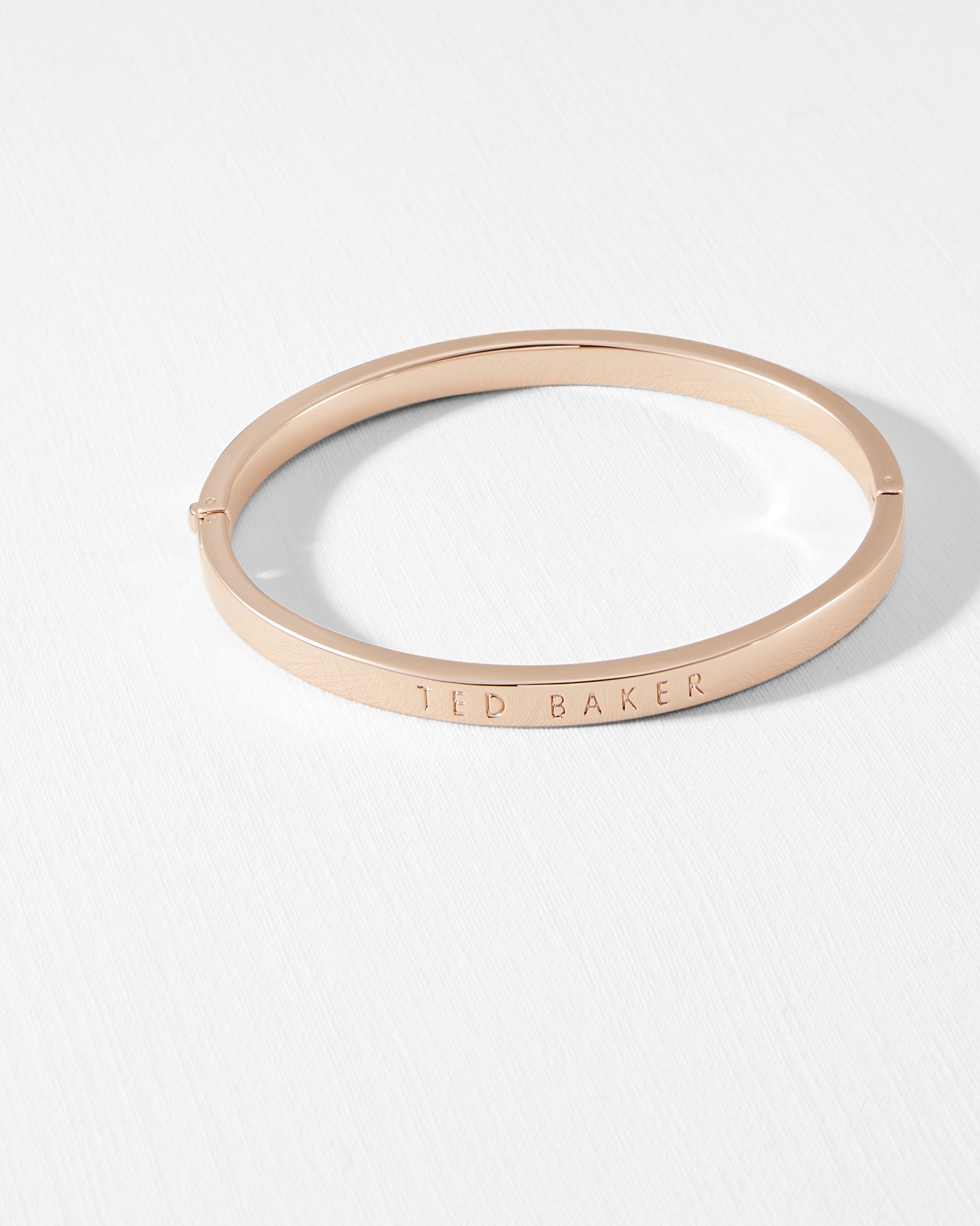 Clemara Tbj1567 Crystal Hinge Bangle Clear