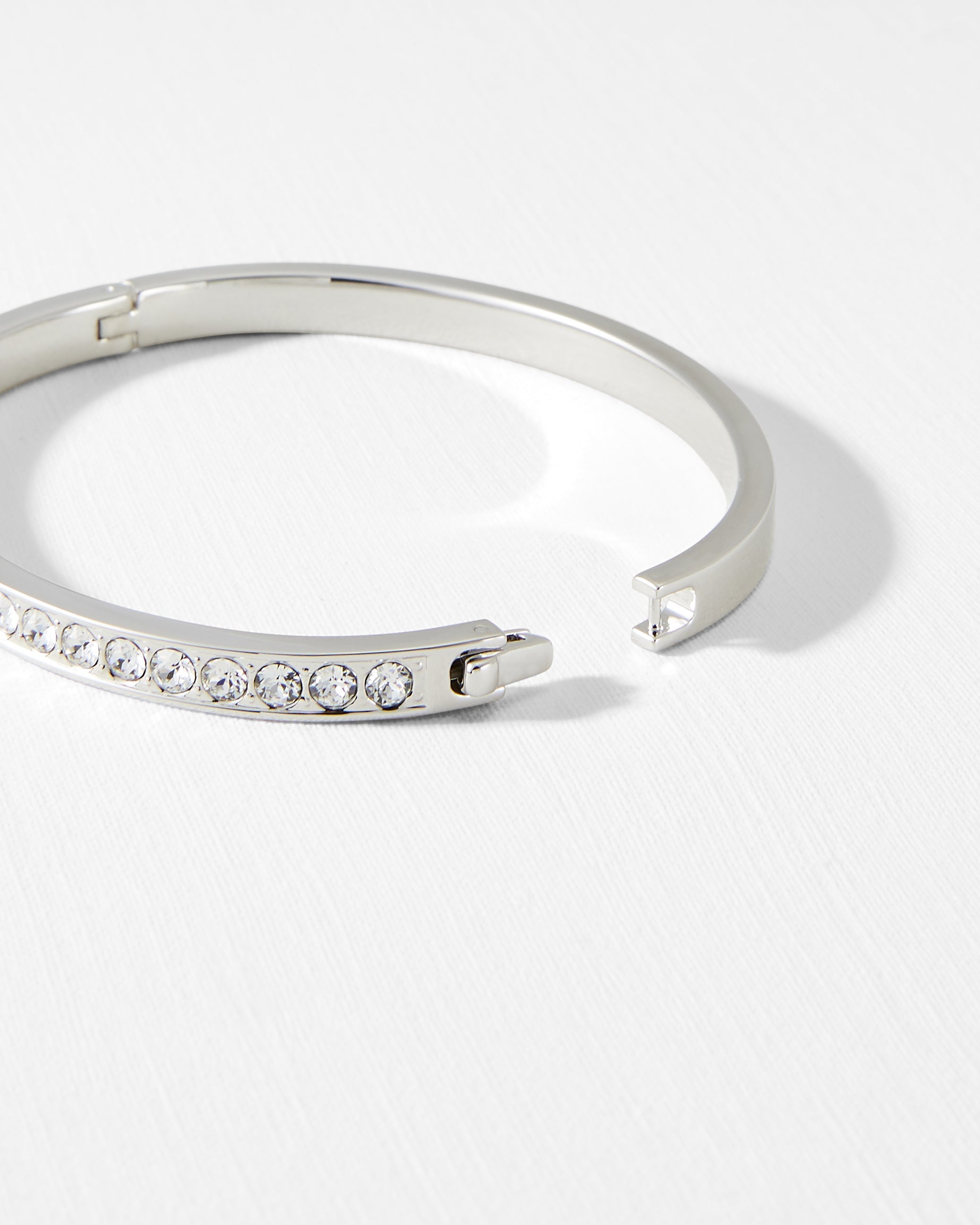 Clemara Tbj1567 Crystal Hinge Bangle Crystal