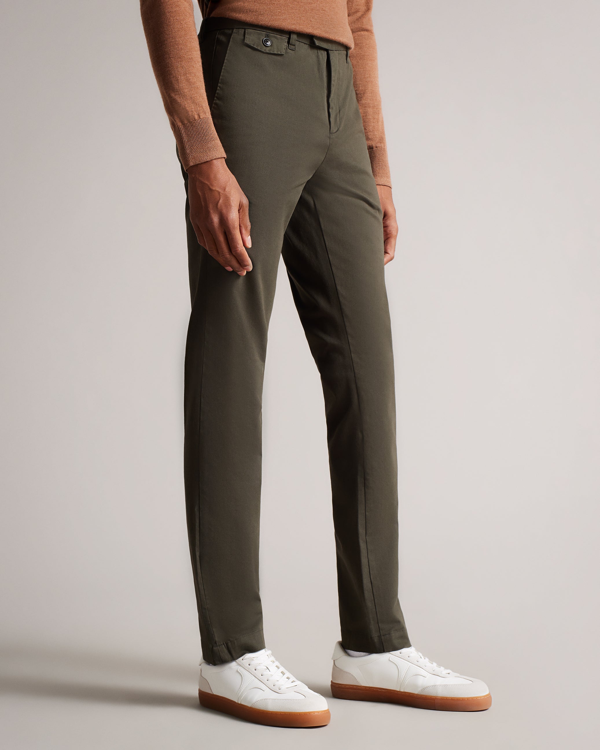 Genay Slim Chinos Khaki