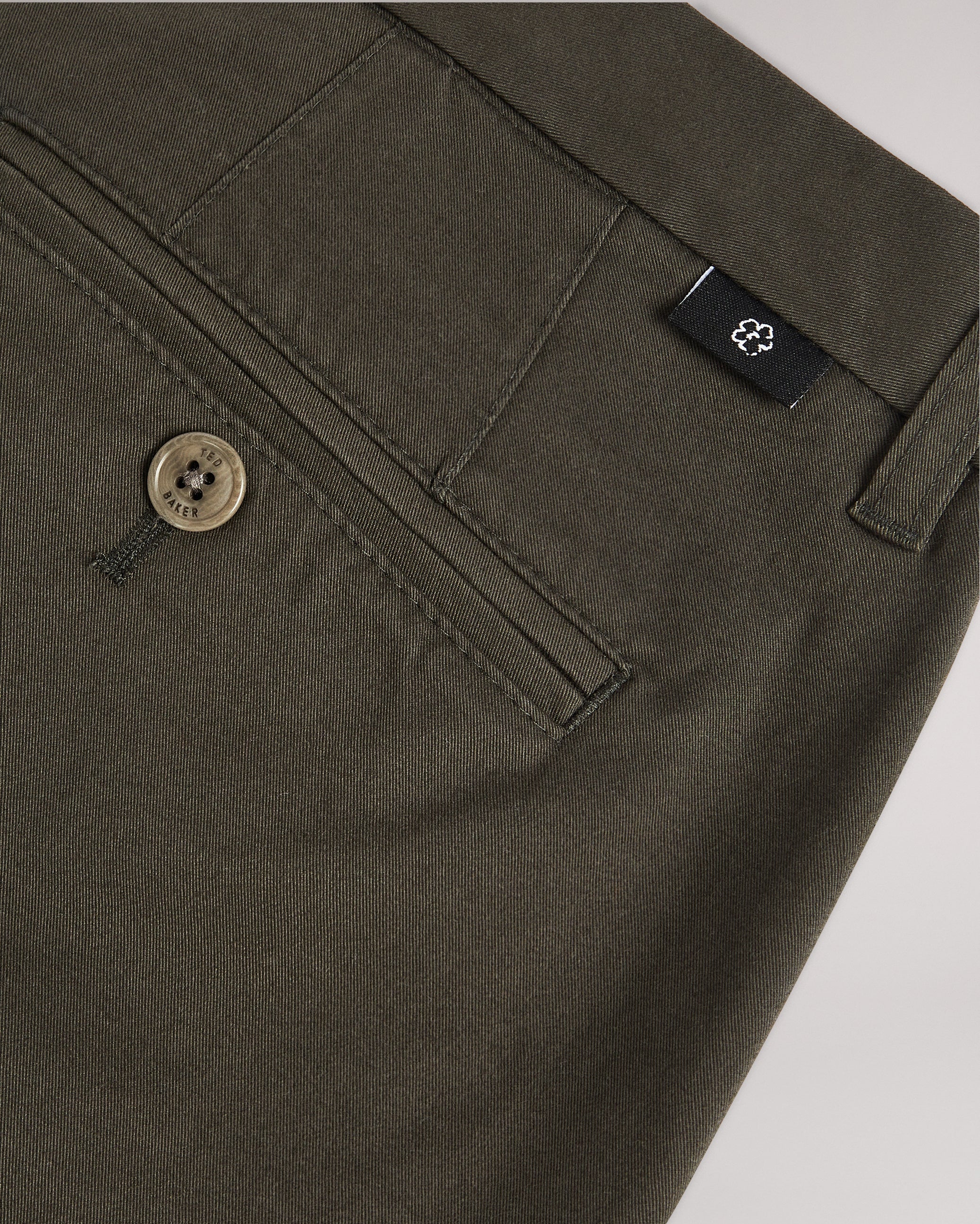 Genay Slim Chinos Khaki