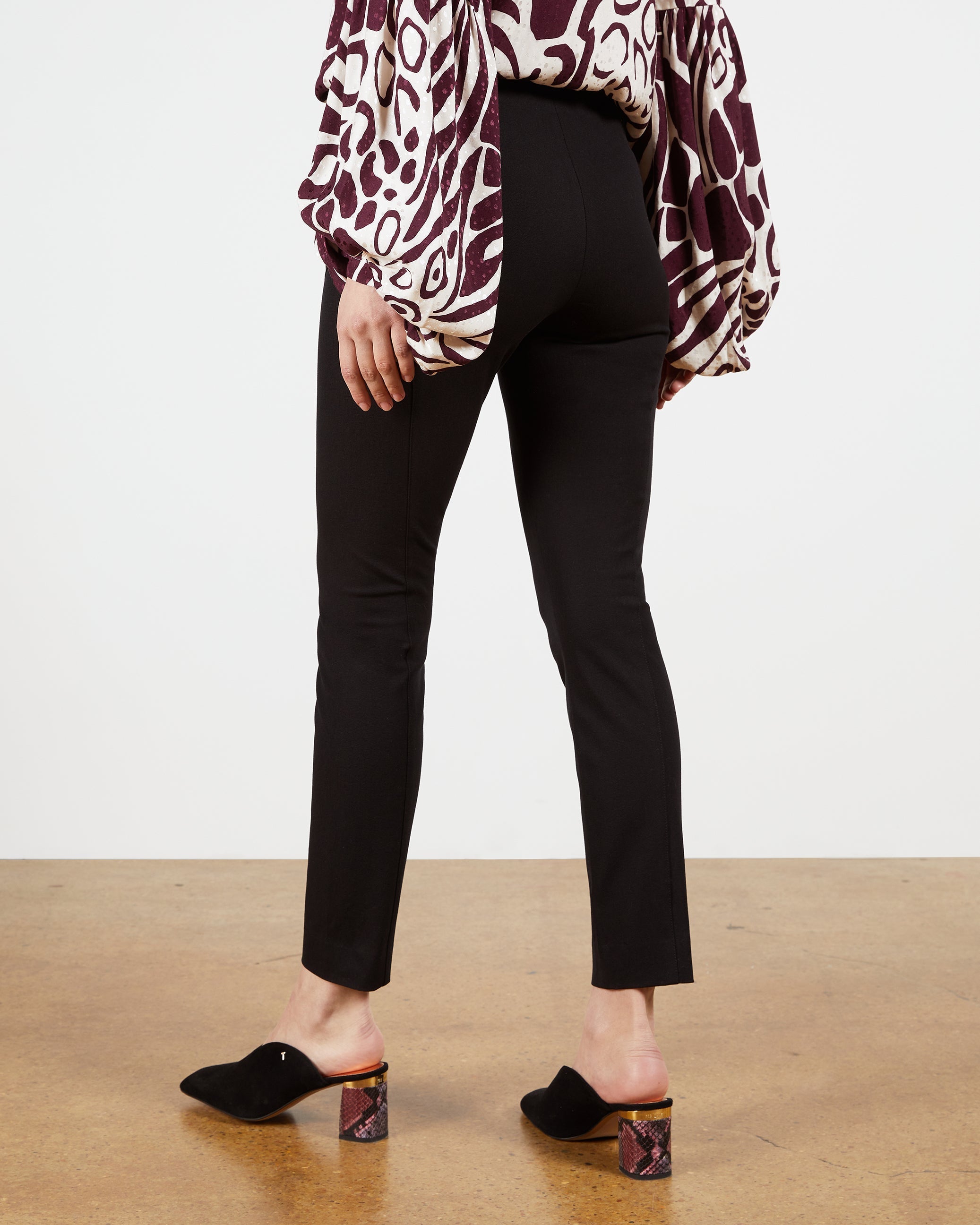 Calya Seam Detail Trousers