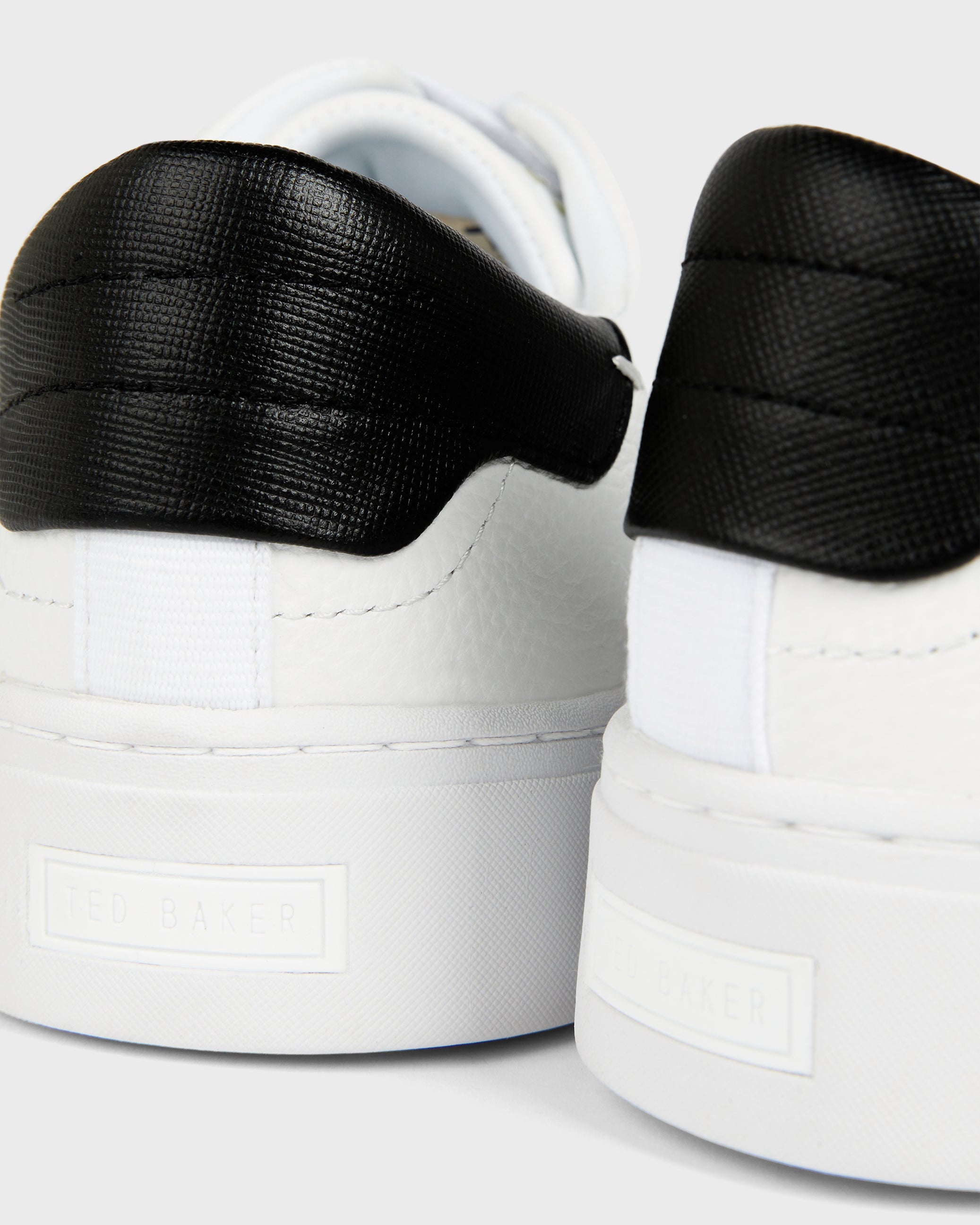 Kimmii Tumbled Leather Trainers Shoes White-Blk