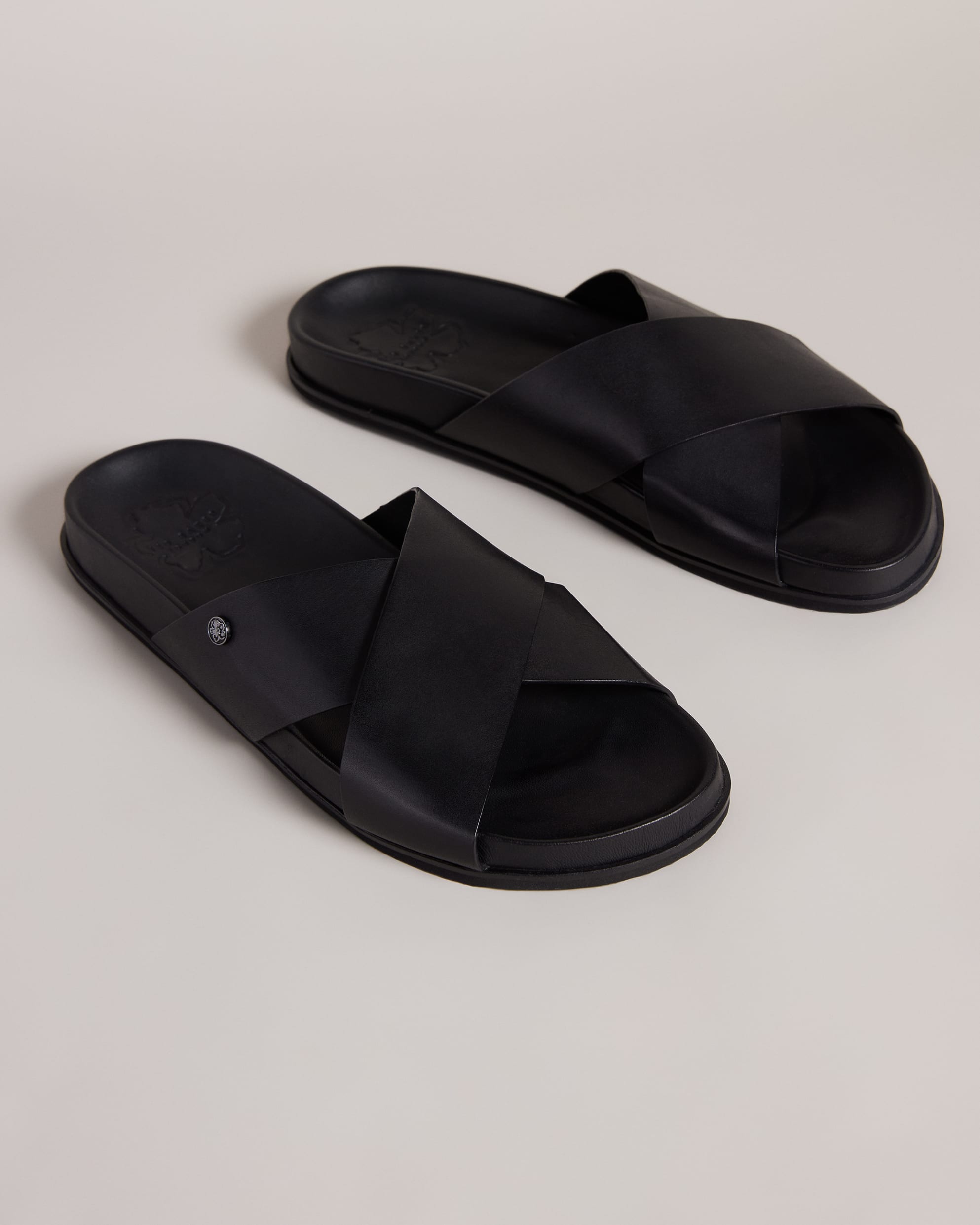 Oscarr Leather Strap Sandals Shoes Black