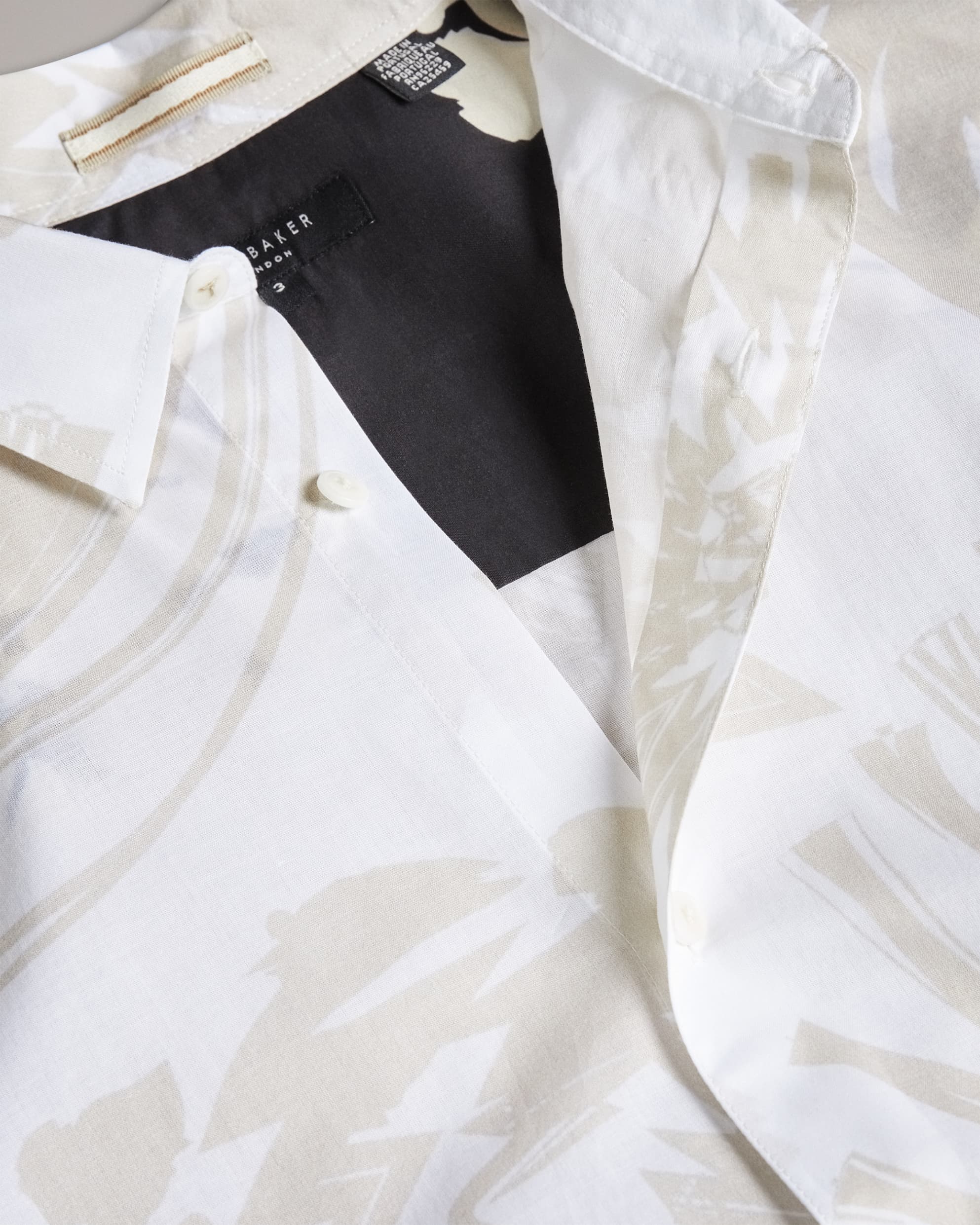 Velmere Ss Shell Print Shirt White