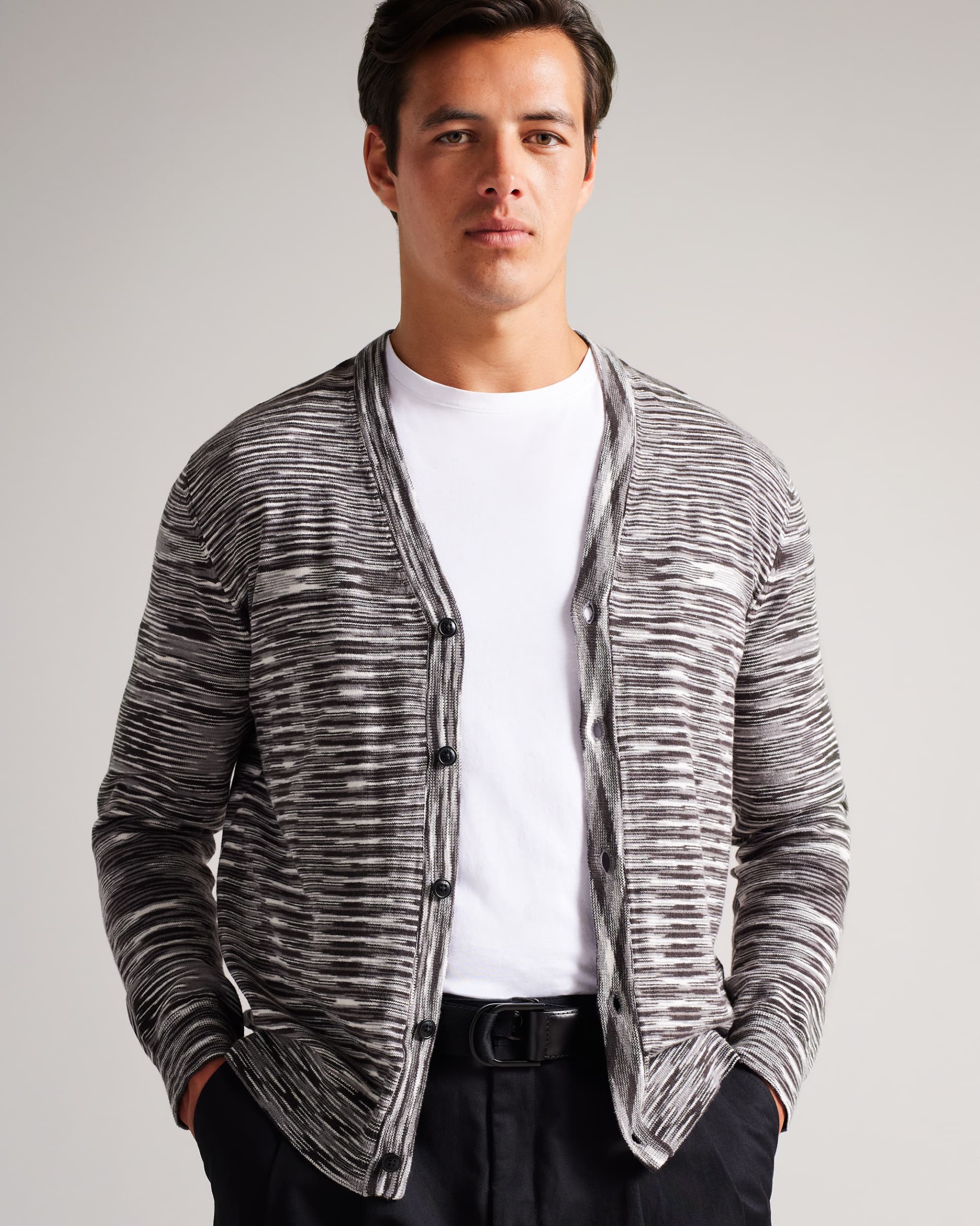 حزام جلو ويبنج أسود