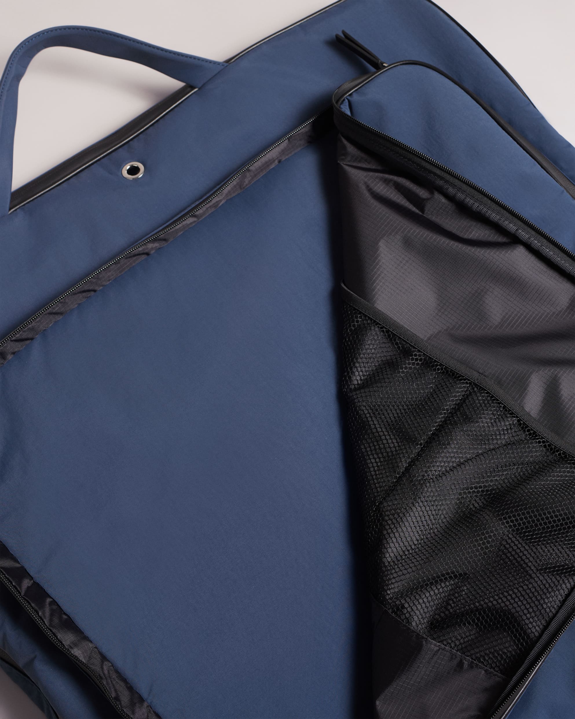 Cittie Suit Travel Bag Navy
