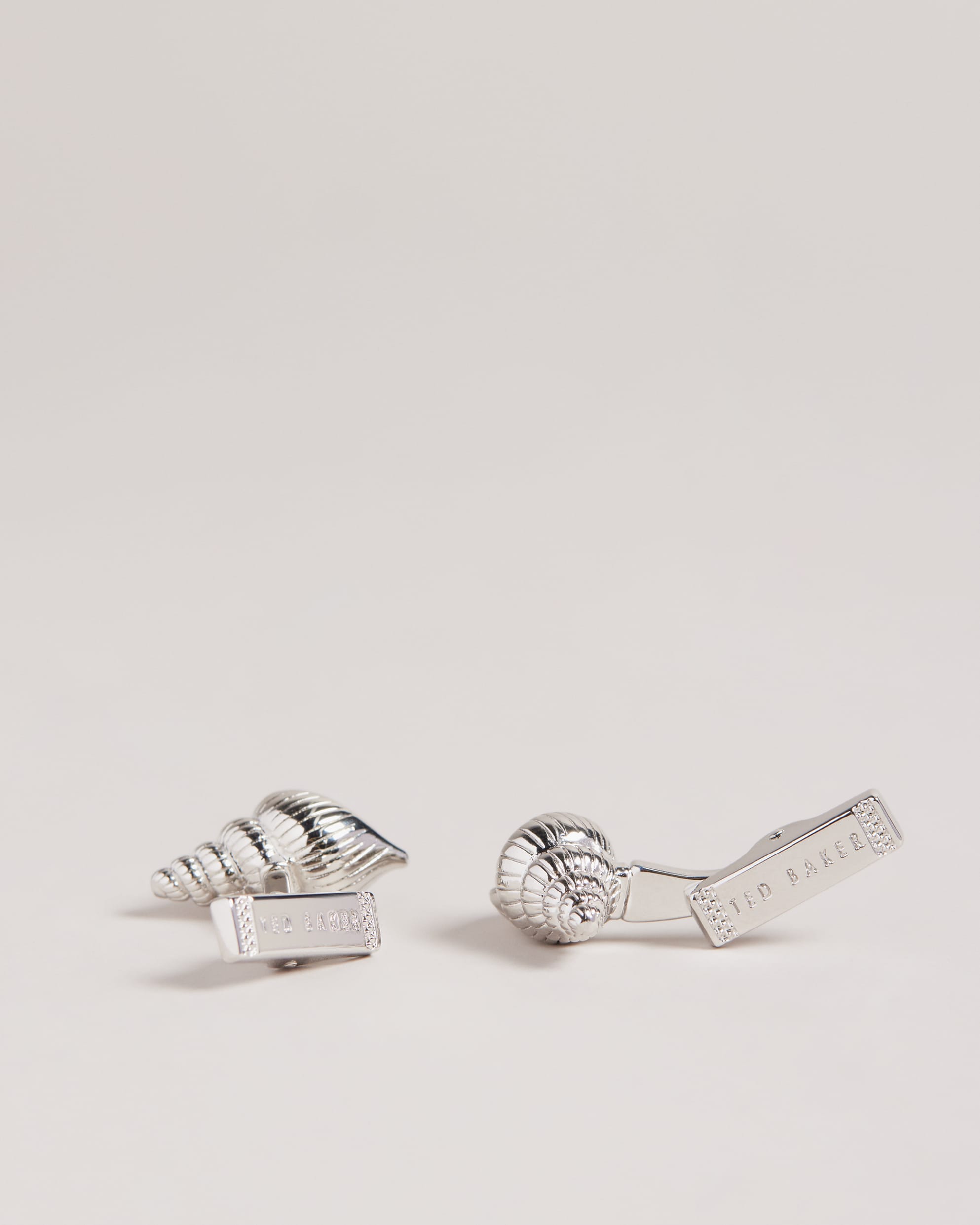 Combe Shell Cufflinks Silver-Col