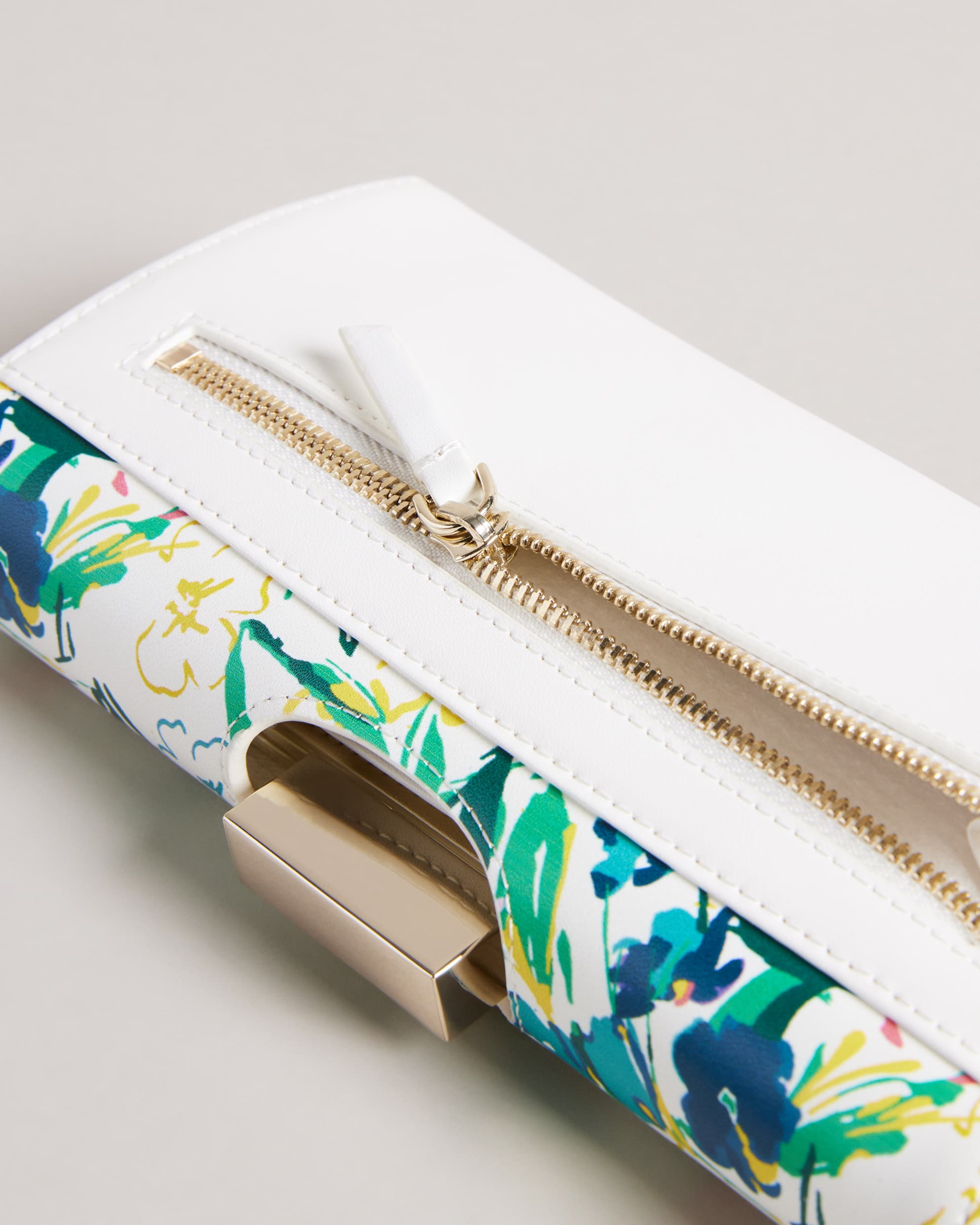 Meliika Magnolia Floral Large Bobble Purse White