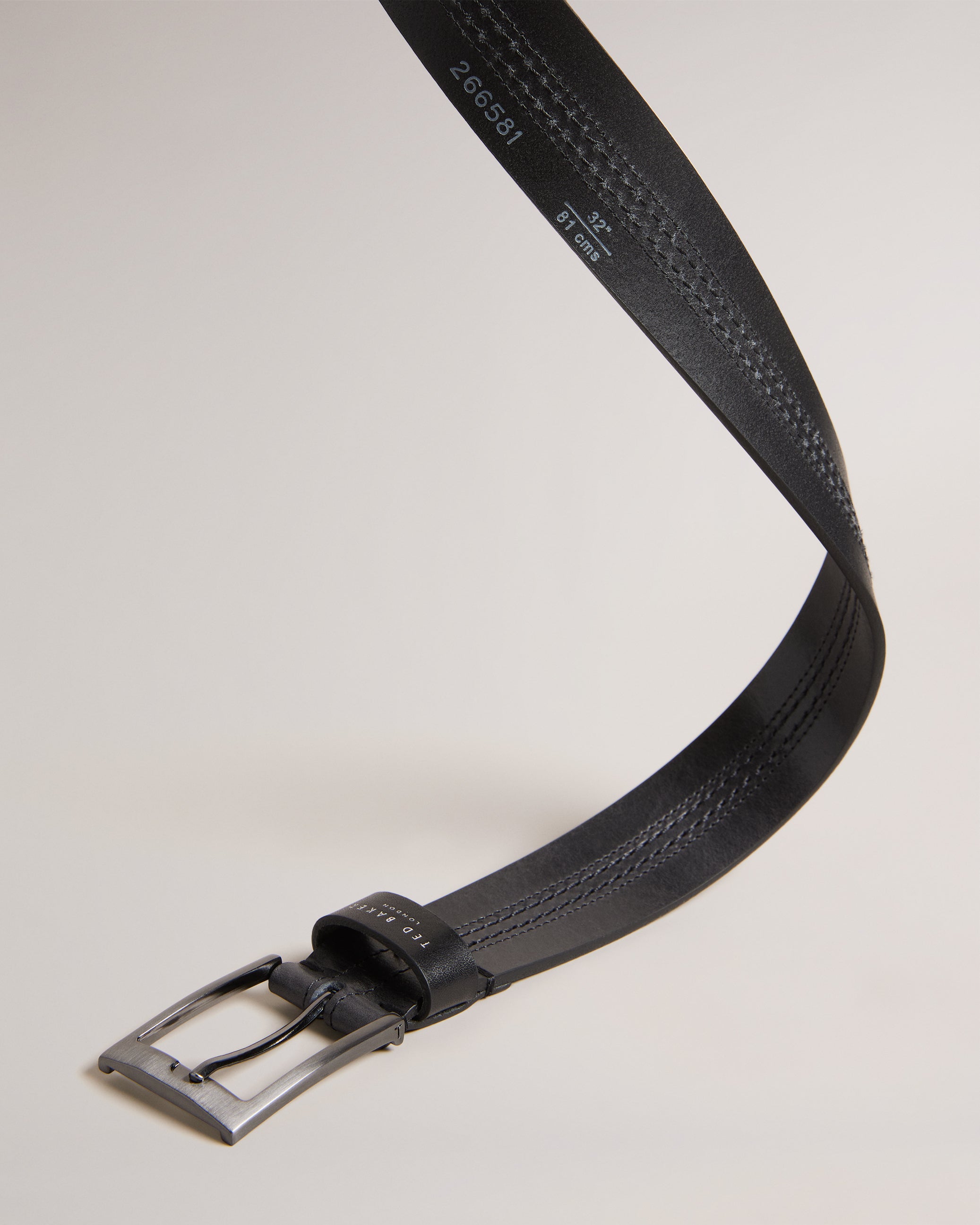 Crisic Stitch Detail Leather Belt Black