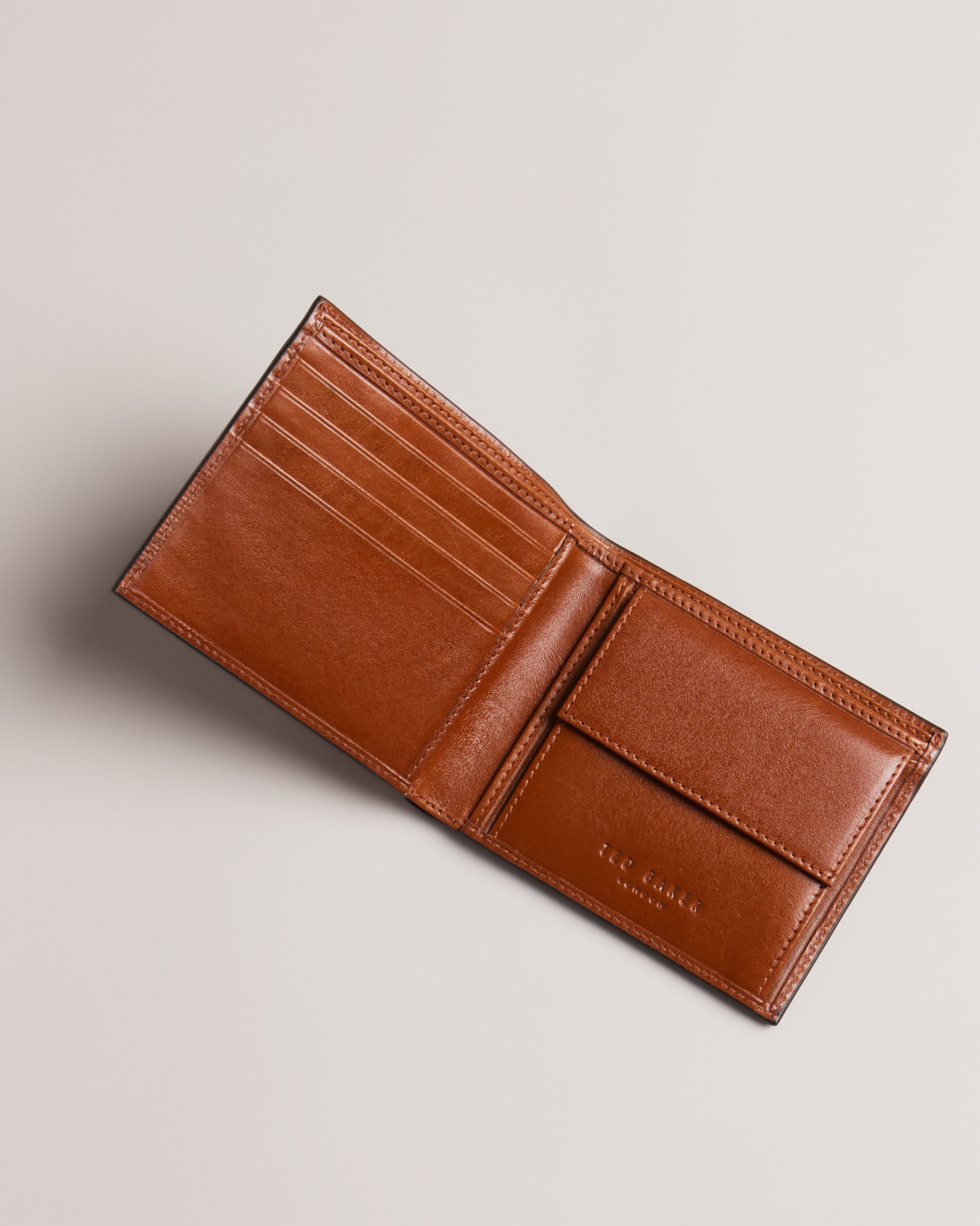 Prugs Embossed Corner Leather Bifold Coin Wallet Tan