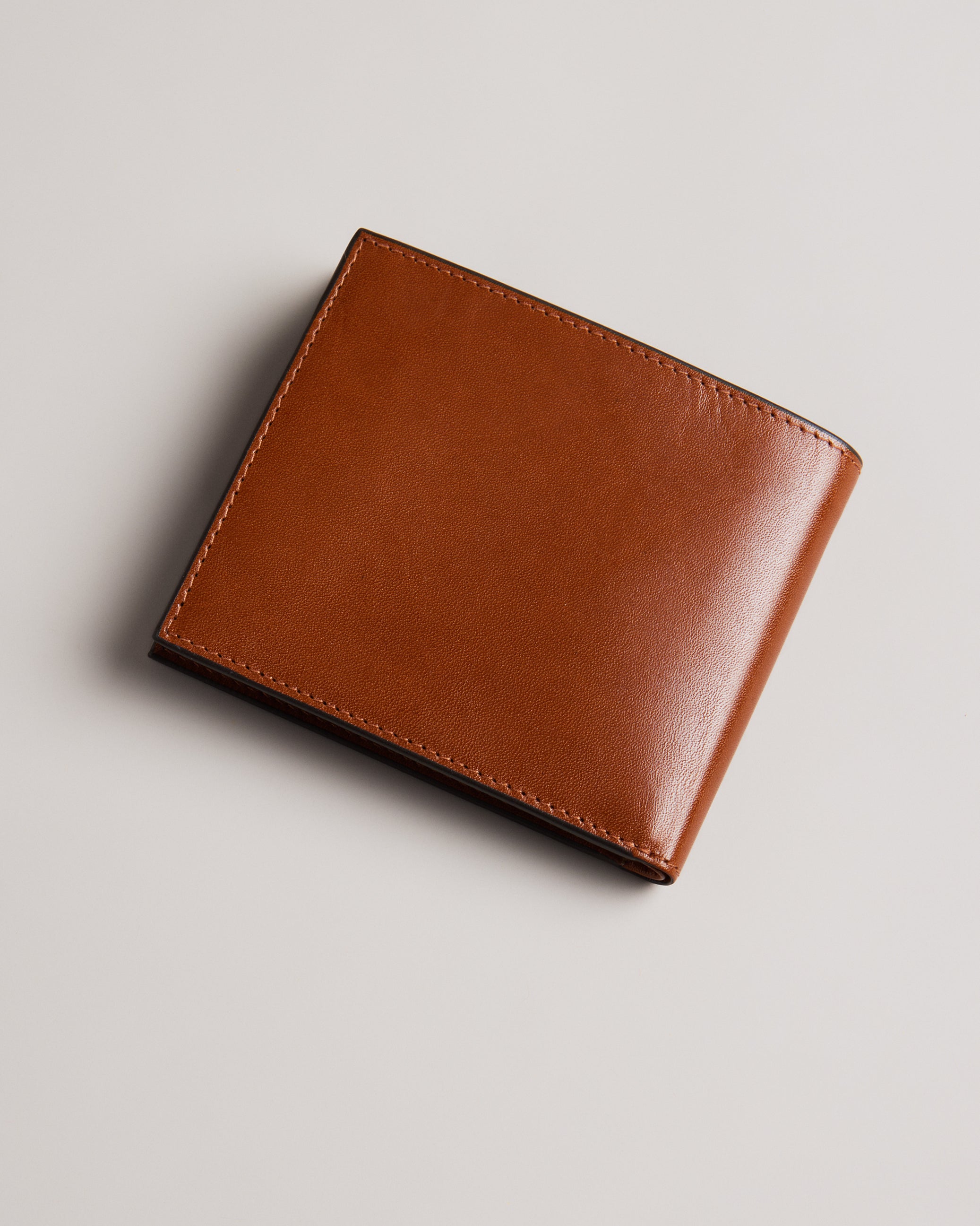 Prugs Embossed Corner Leather Bifold Coin Wallet Tan