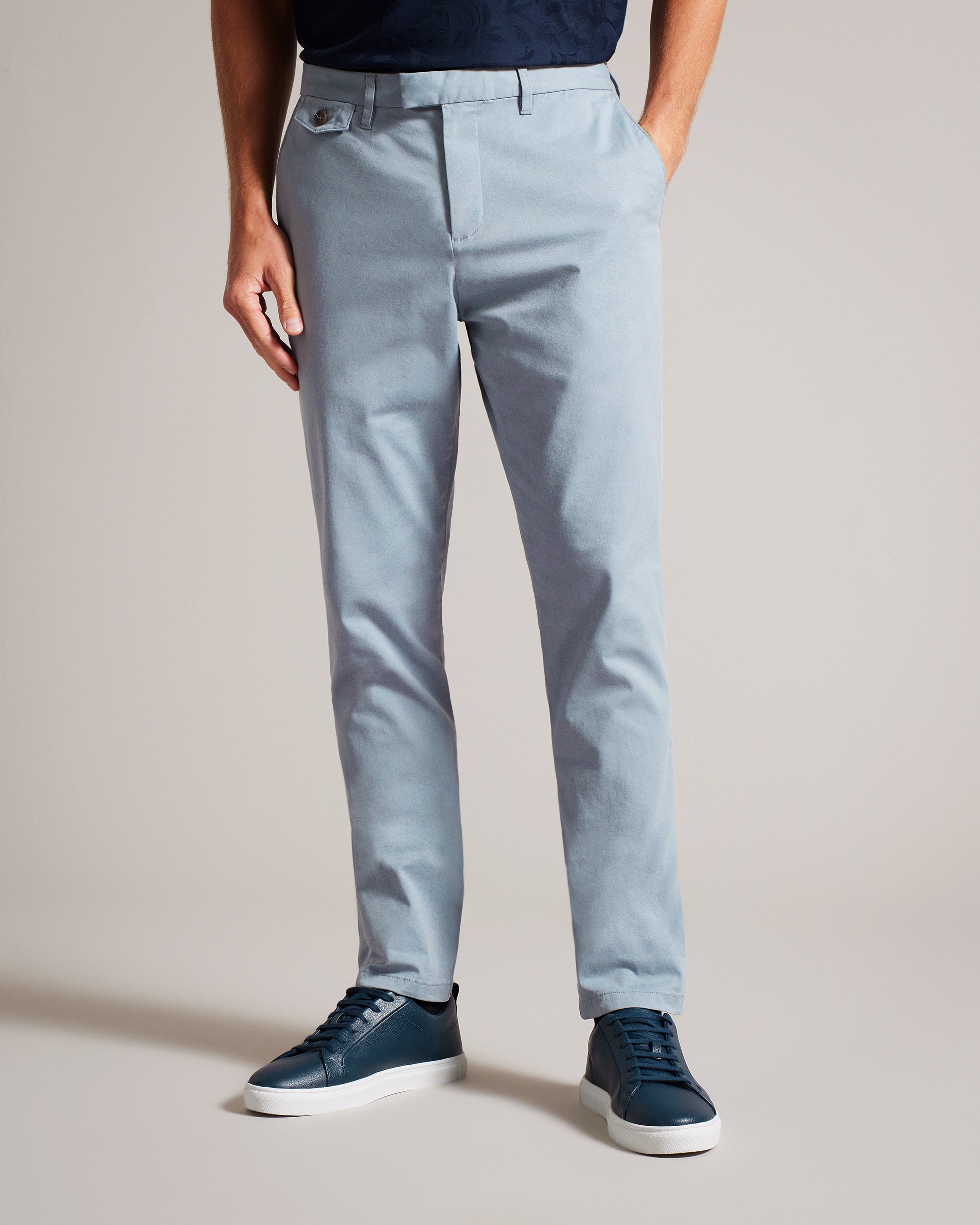 Haydae Slim Fit Chinos