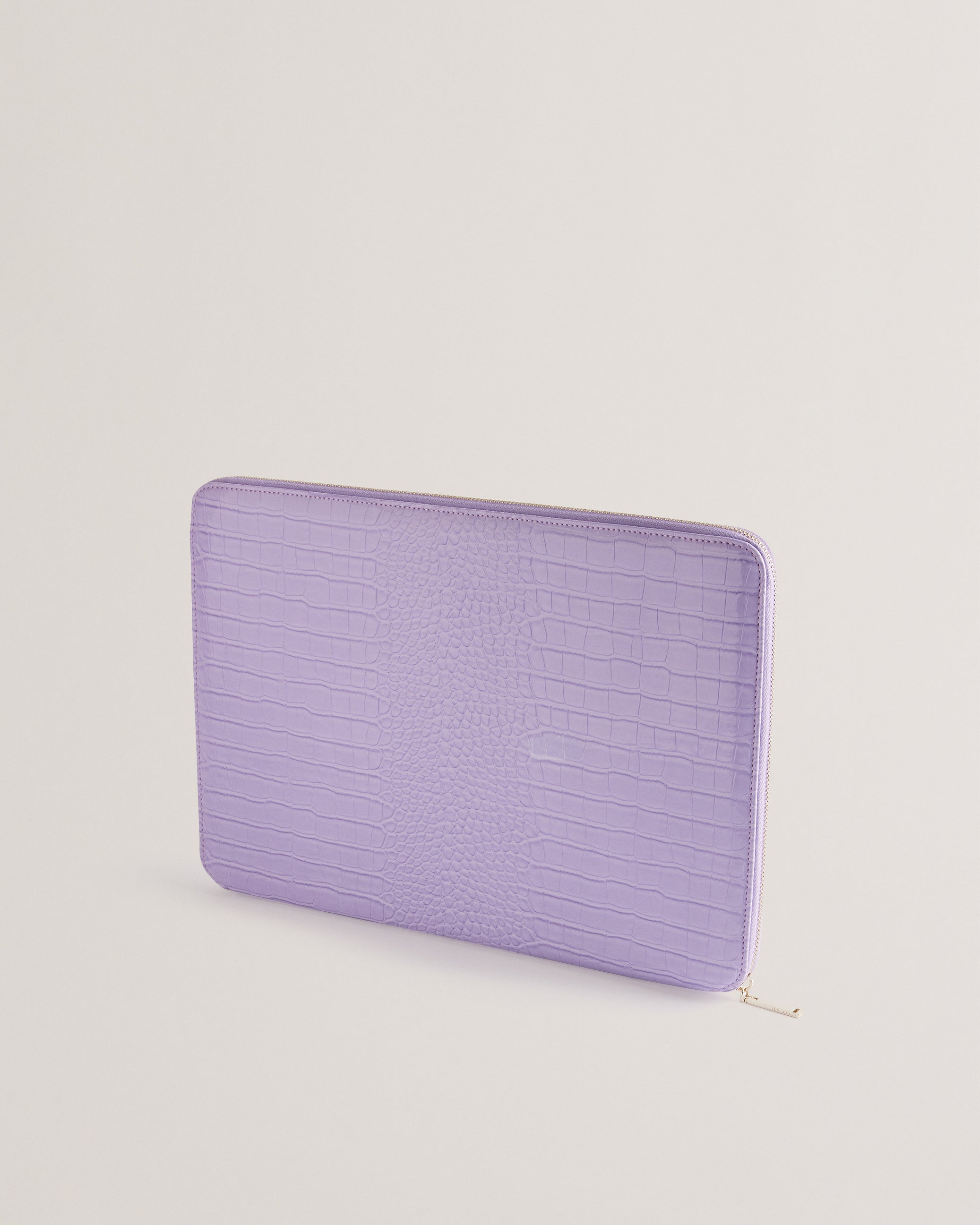 Stila Imitation Croc 15