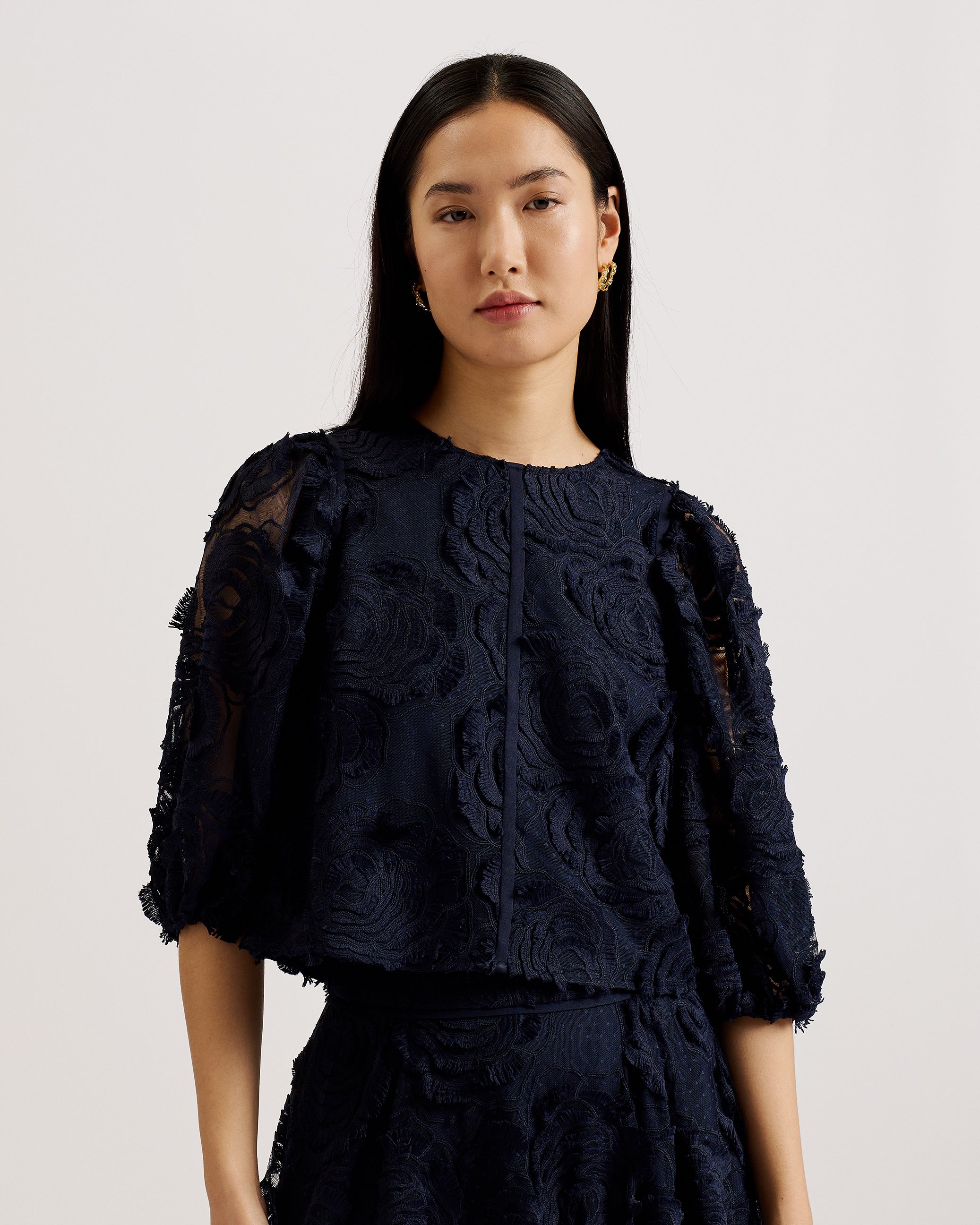 Eliiy Boxy Fit Puffed Sleeve Top Navy