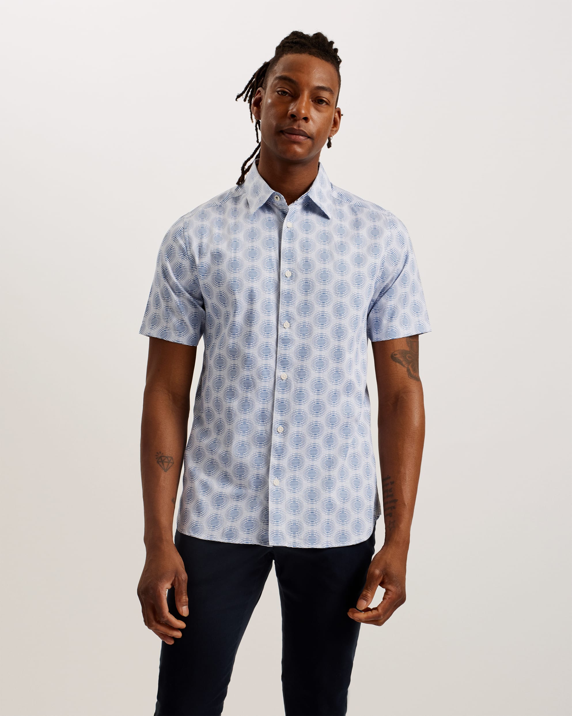 Pearsho Short Sleeve Circle Geometric Shirt White