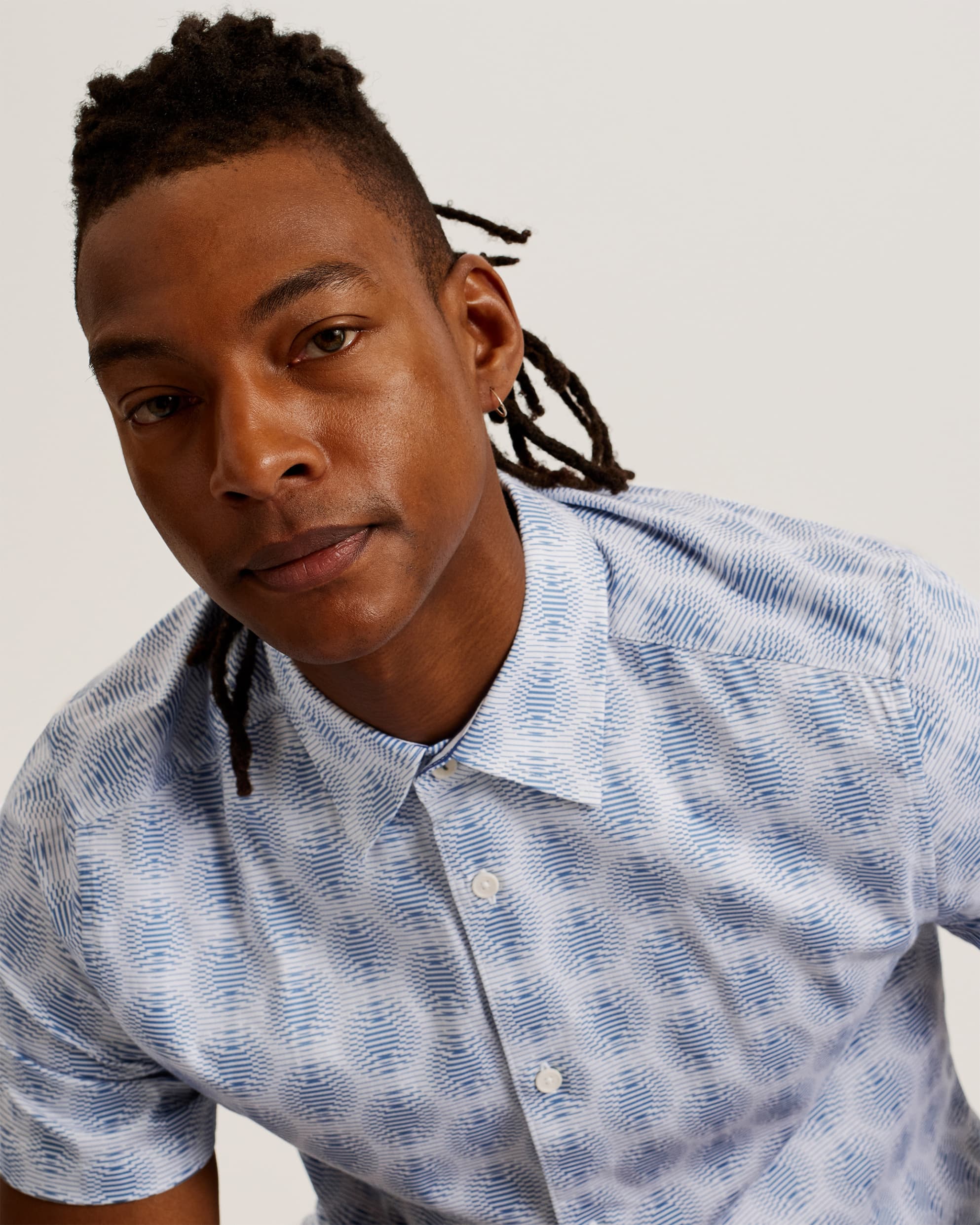 Pearsho Short Sleeve Circle Geometric Shirt White