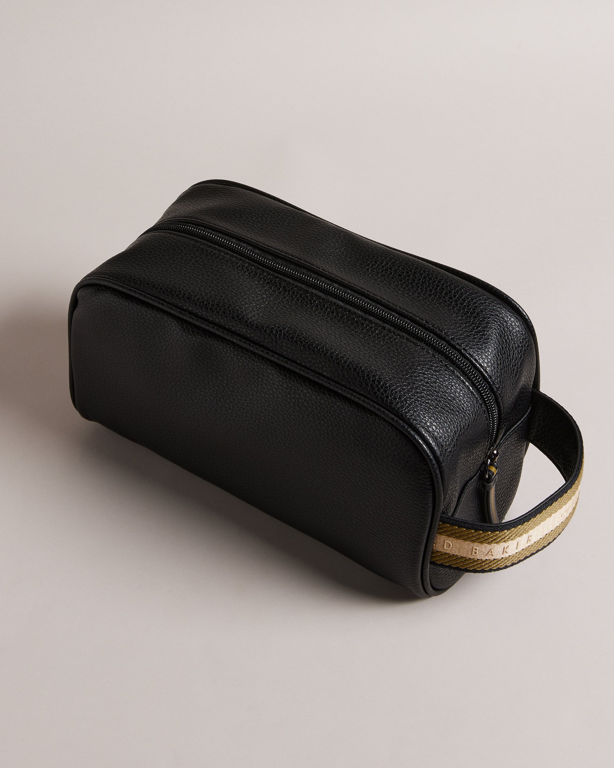 Kaiiro Faux Leather Webbing Washbag Black