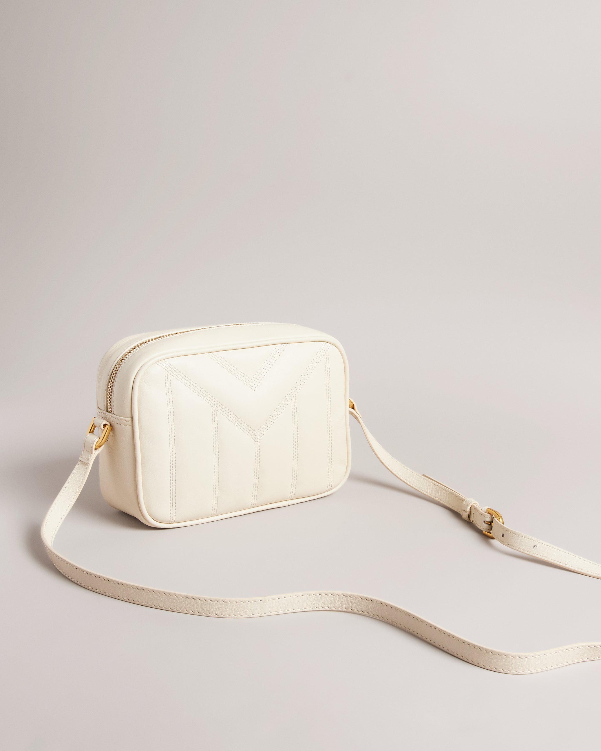 Ayalily Quilted Camera Bag Ivory