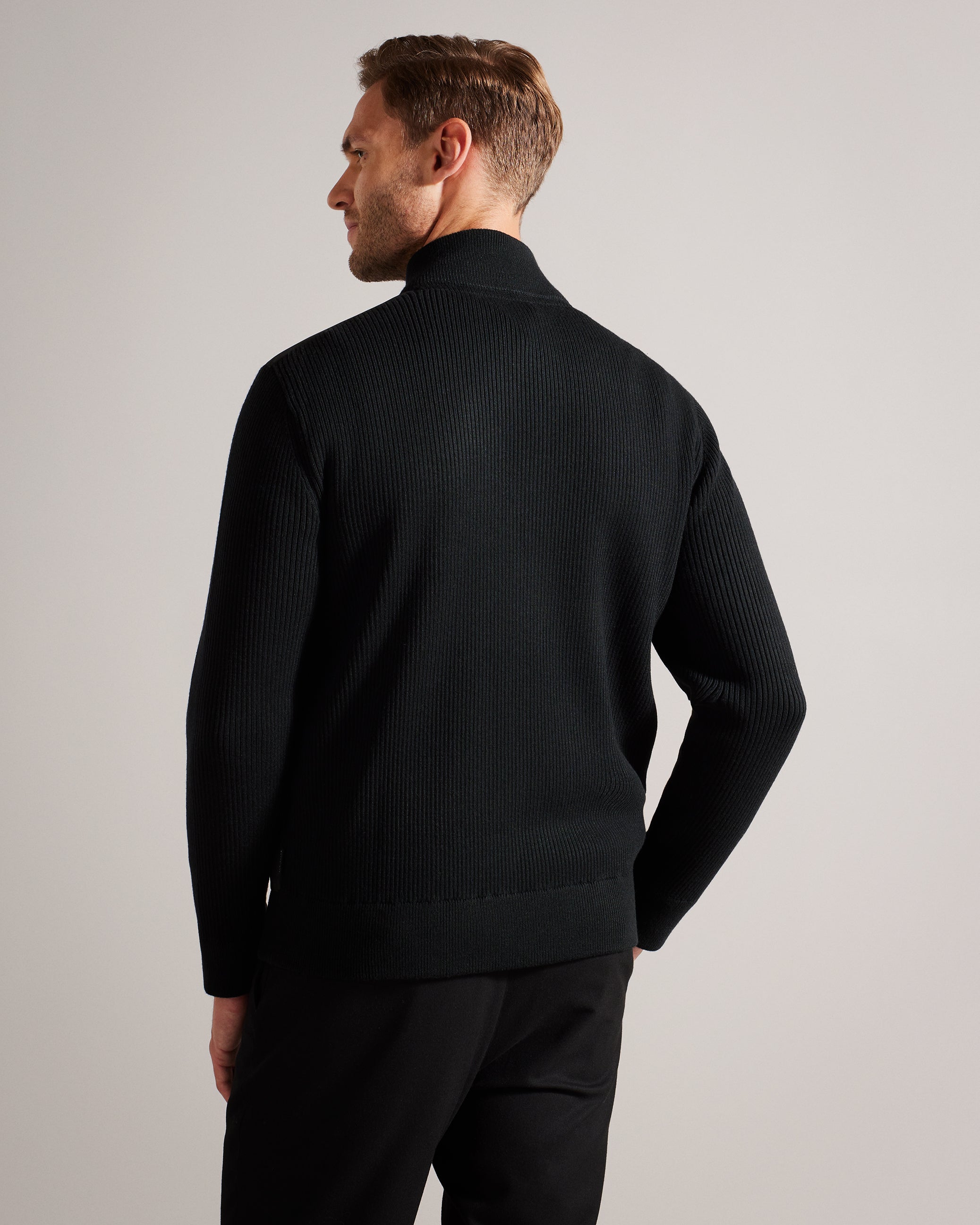 Oberan Long Sleeve Quilted Funnel Neck Jacket