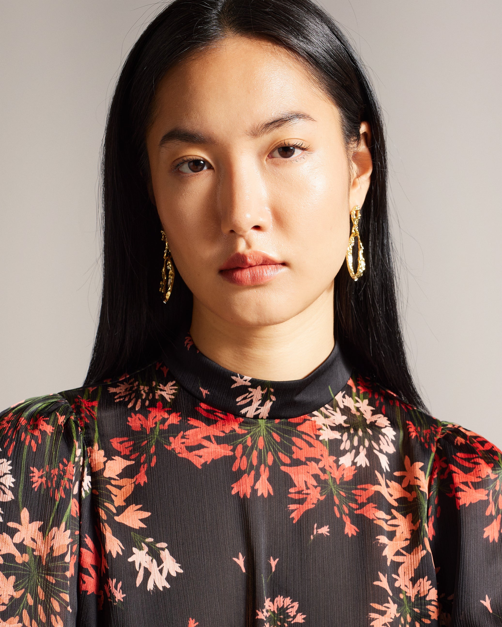 Eranthe High Neck Balloon Sleeve Blouse
