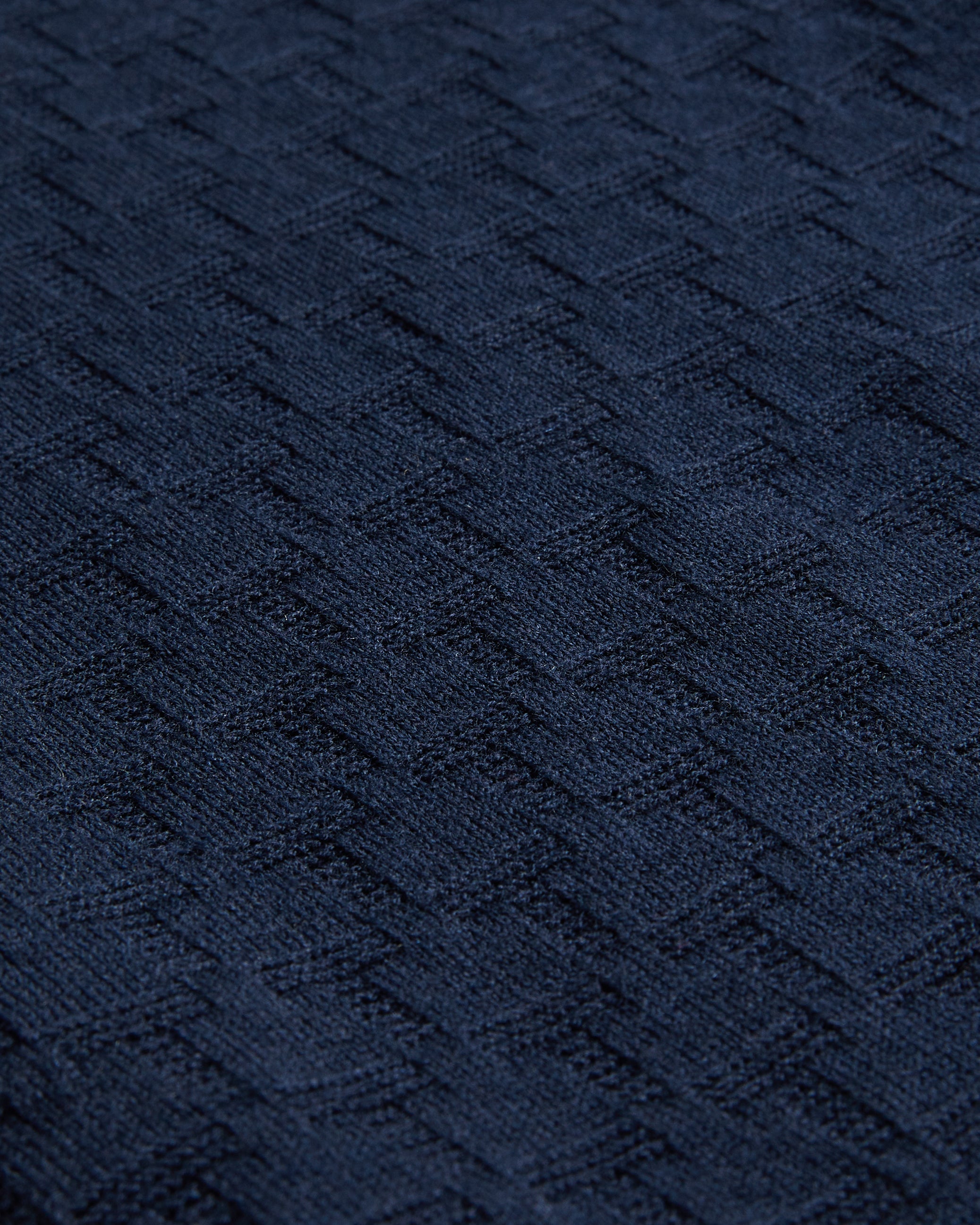 كورنل كنزة محبوكة بنصف سحاب باللون الكحلي