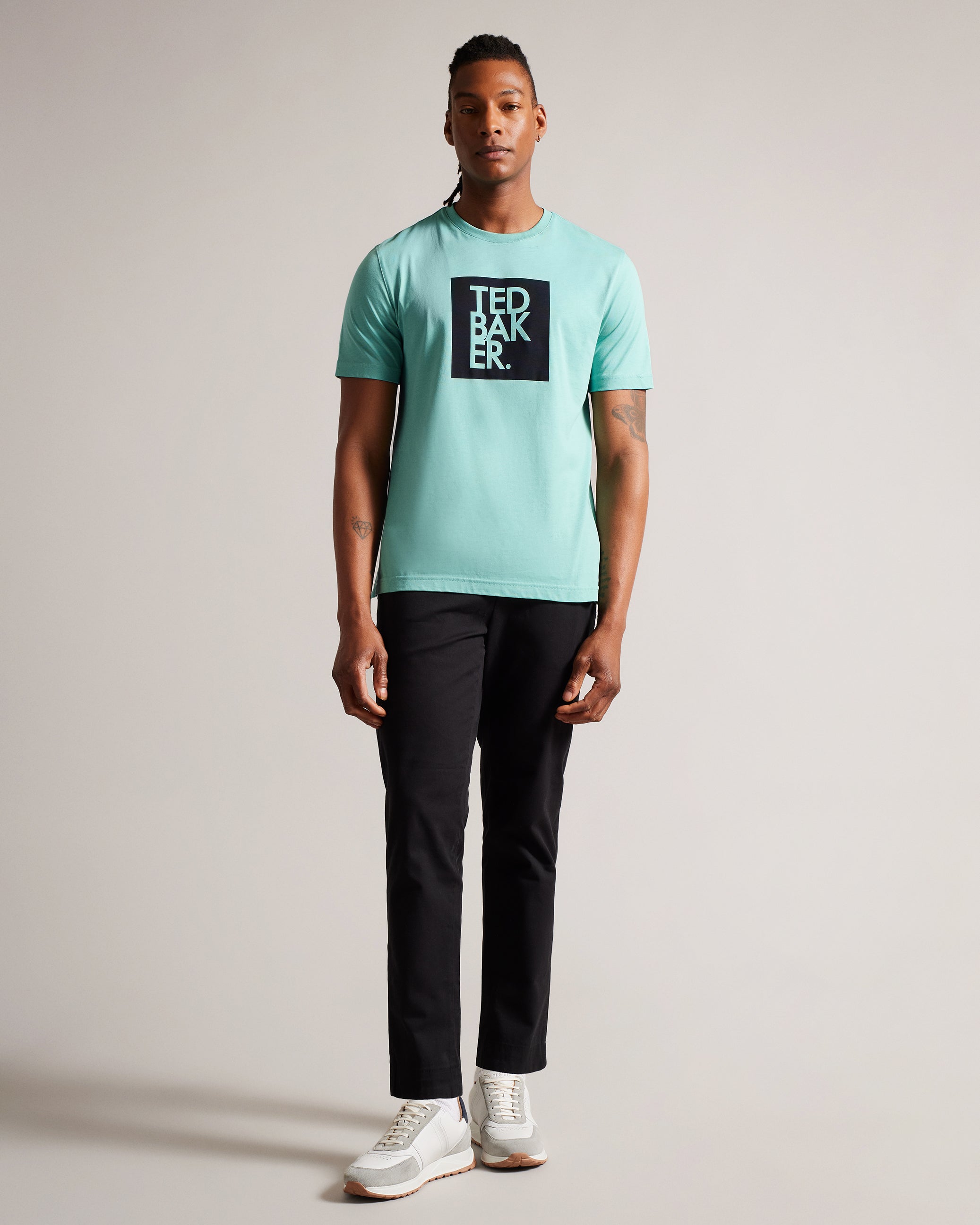 Rofata Short Sleeve Square Logo Graphic T-Shirt Mint
