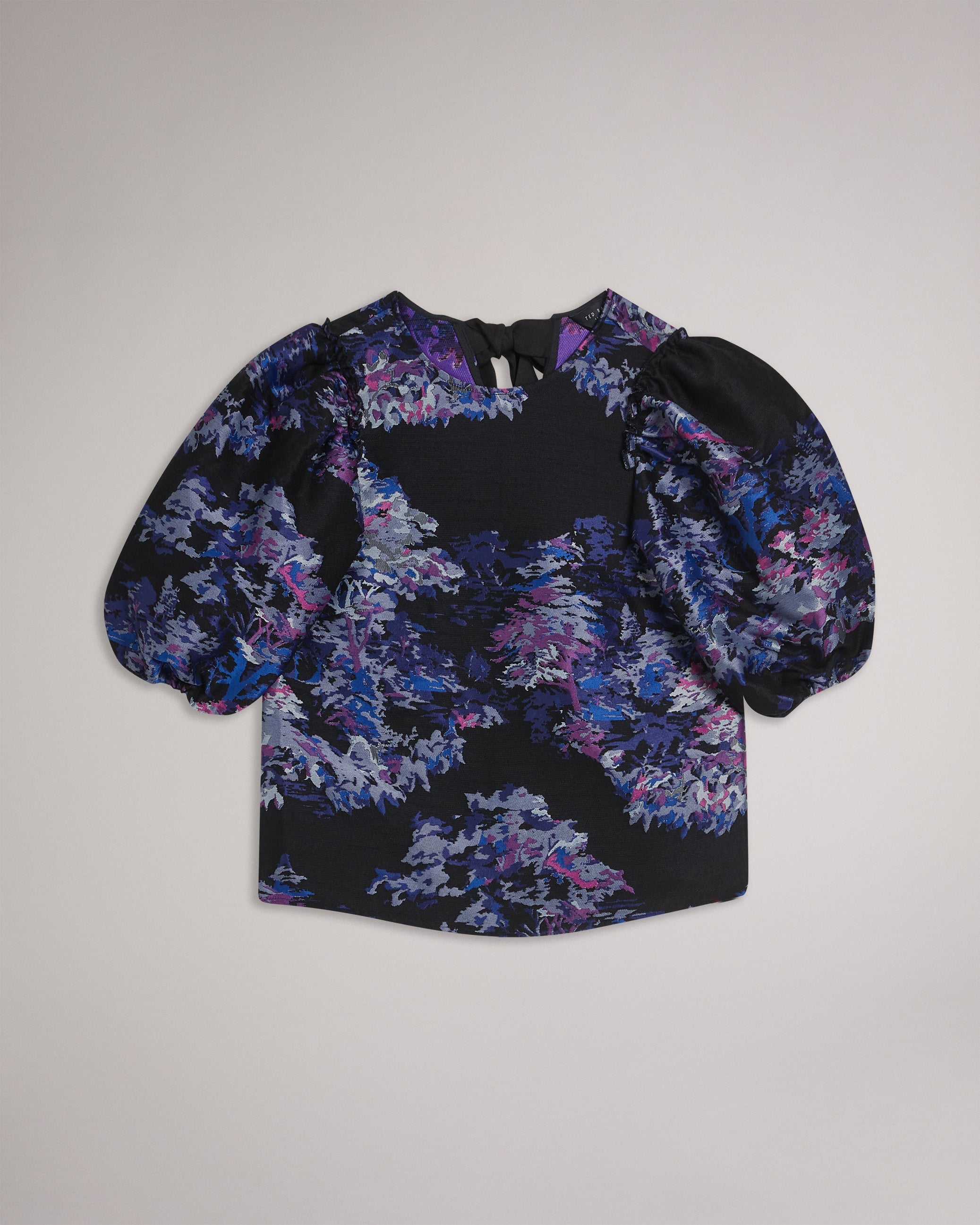 Olliiey Jacquard Top With Puff Sleeves