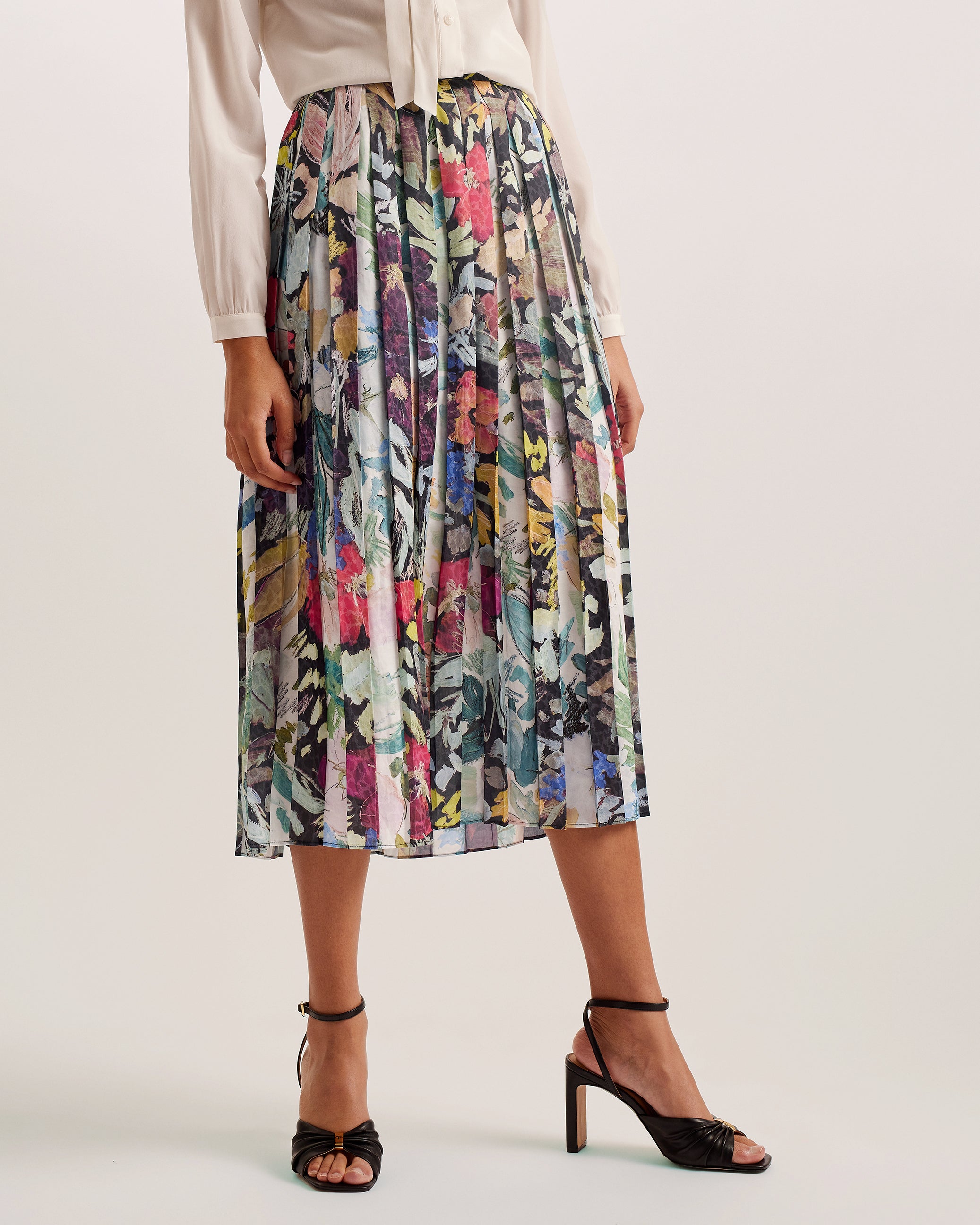 Cornina Floral Pleated Midi Skirt Black
