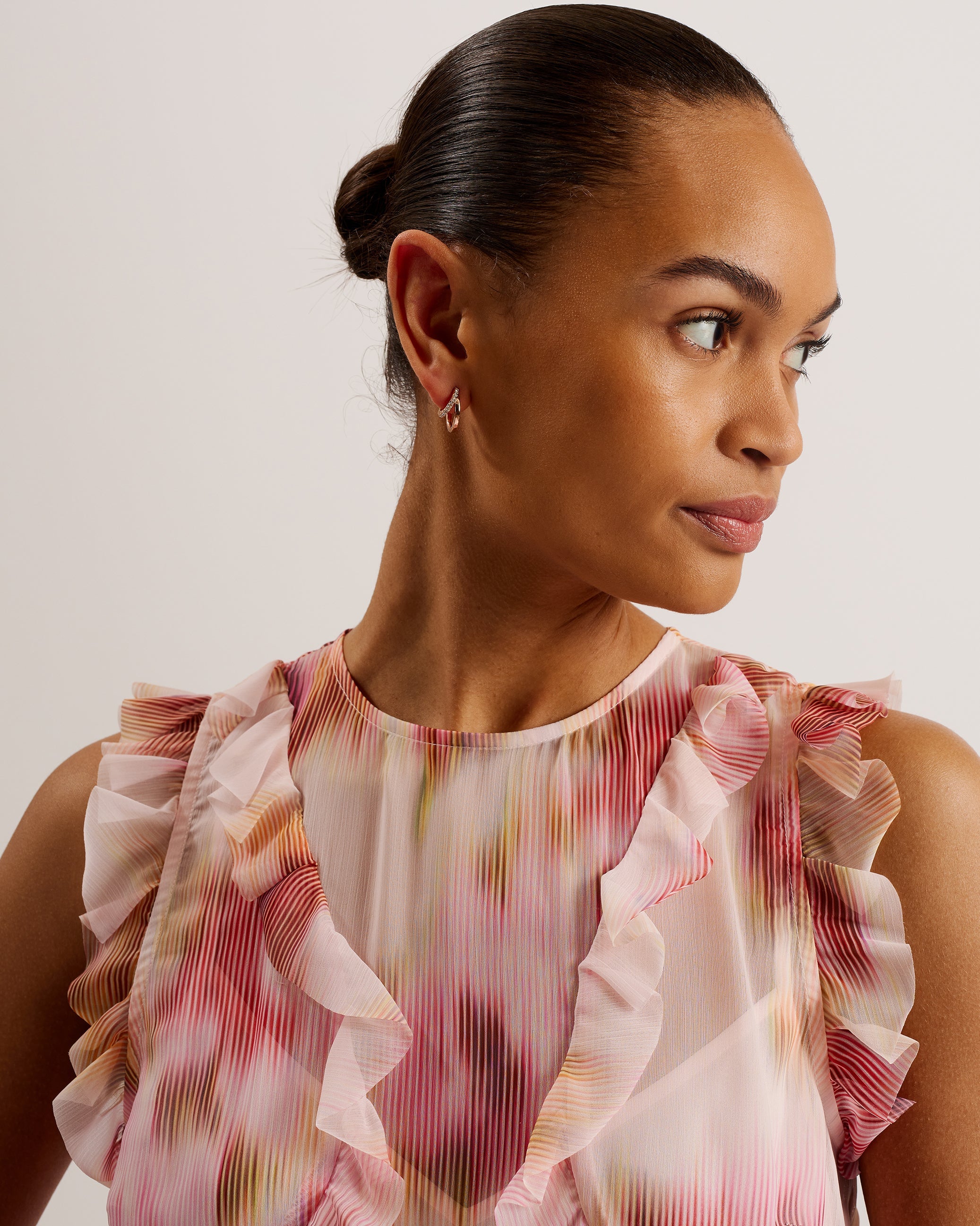 Hisako Cross Front Pleated Dress Lt-Pink