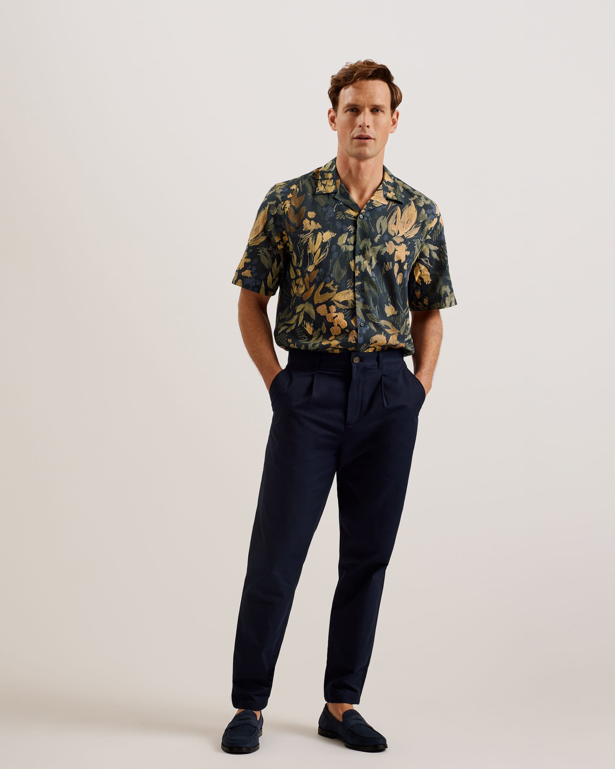Moselle Short Sleeve Floral Print Shirt Black
