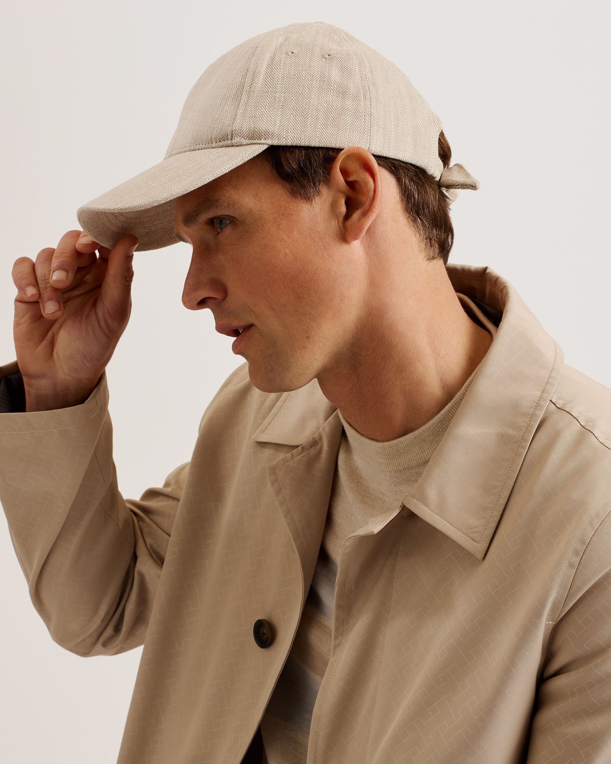 Blaike Herringbone Cap With Bow Strap Ivory