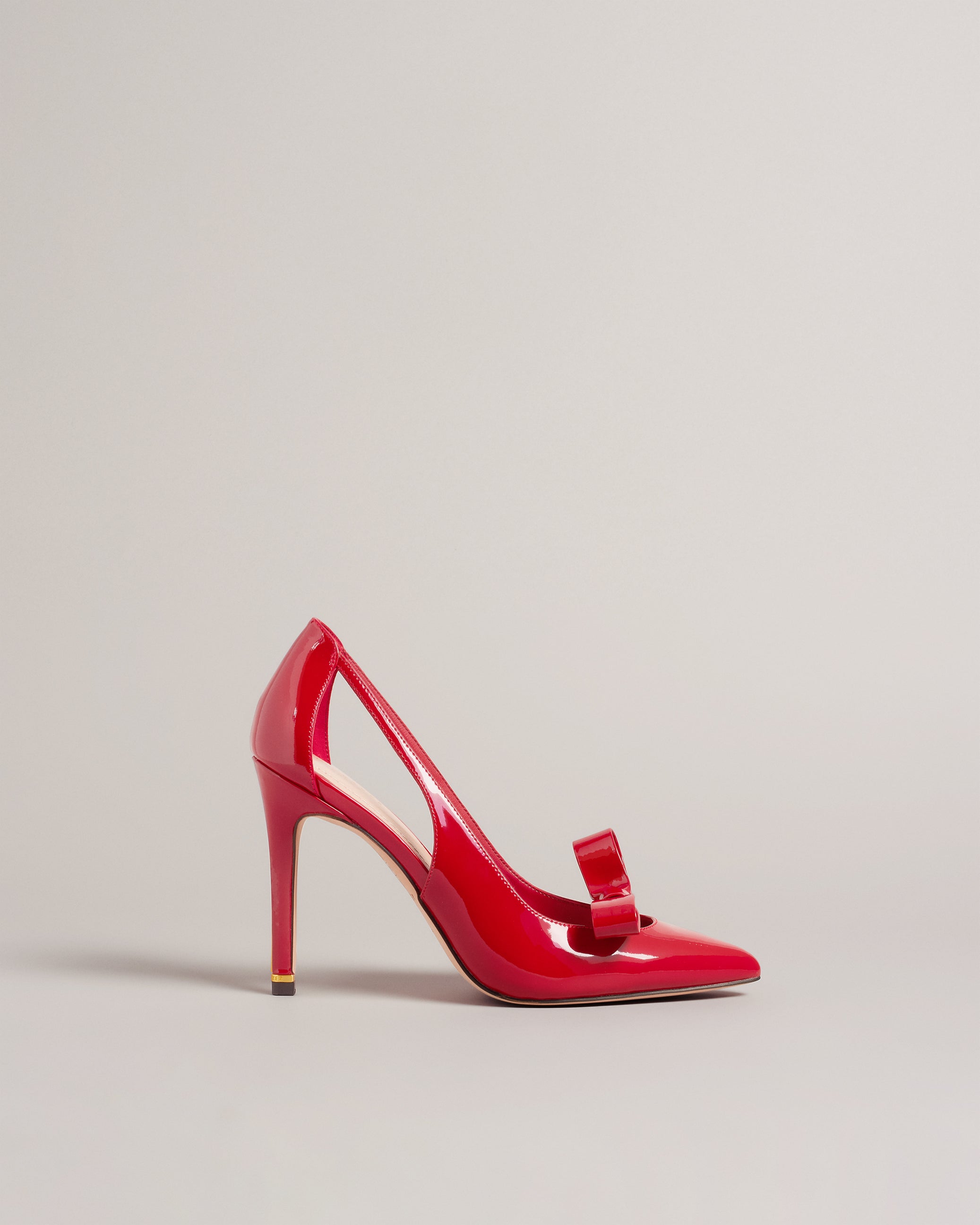 Orliney Patent Bow 100Mm Cut Out Detail Court Shoes Red