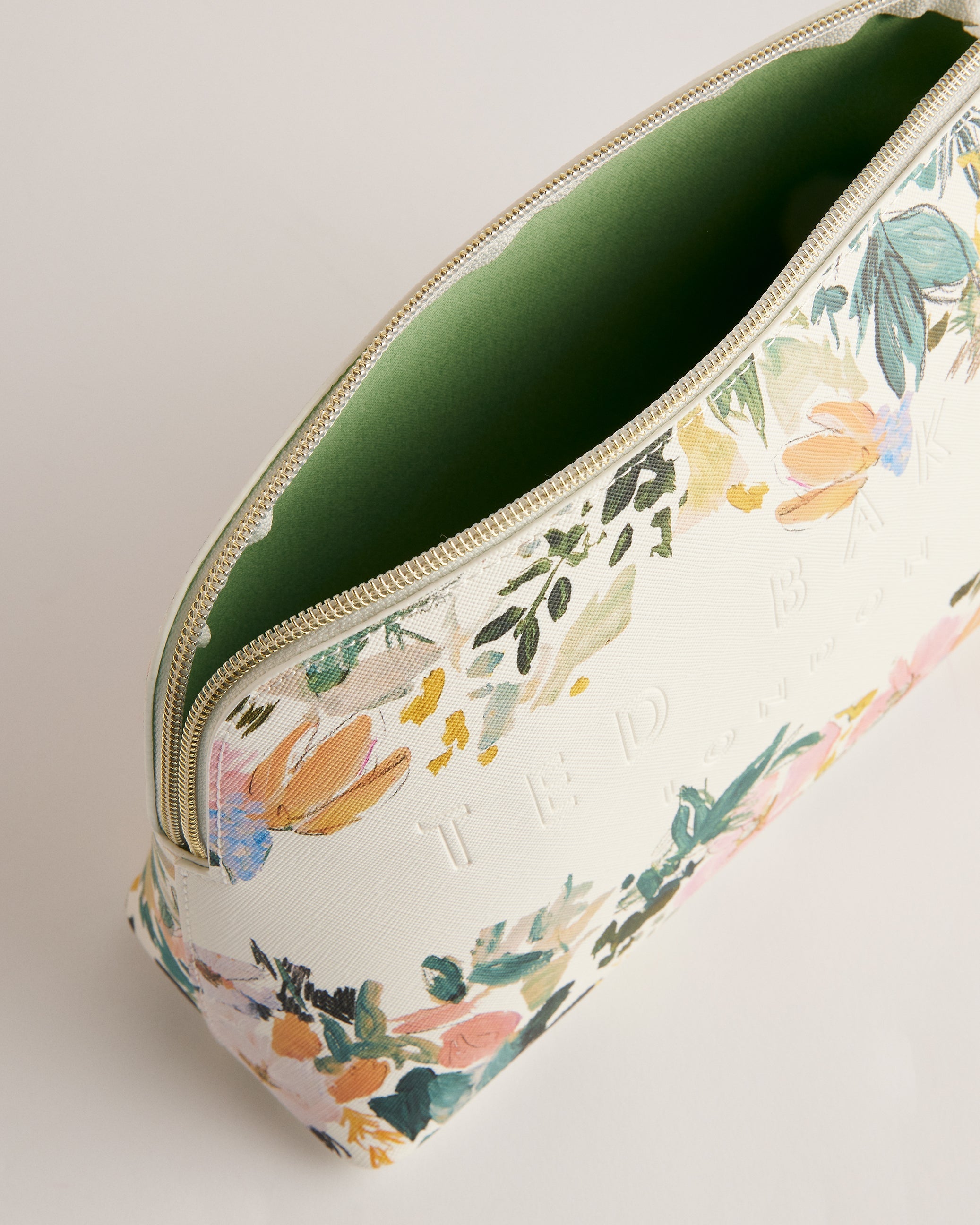 أليسيني حقيبة كبيرة فلورال باللون الكريمي