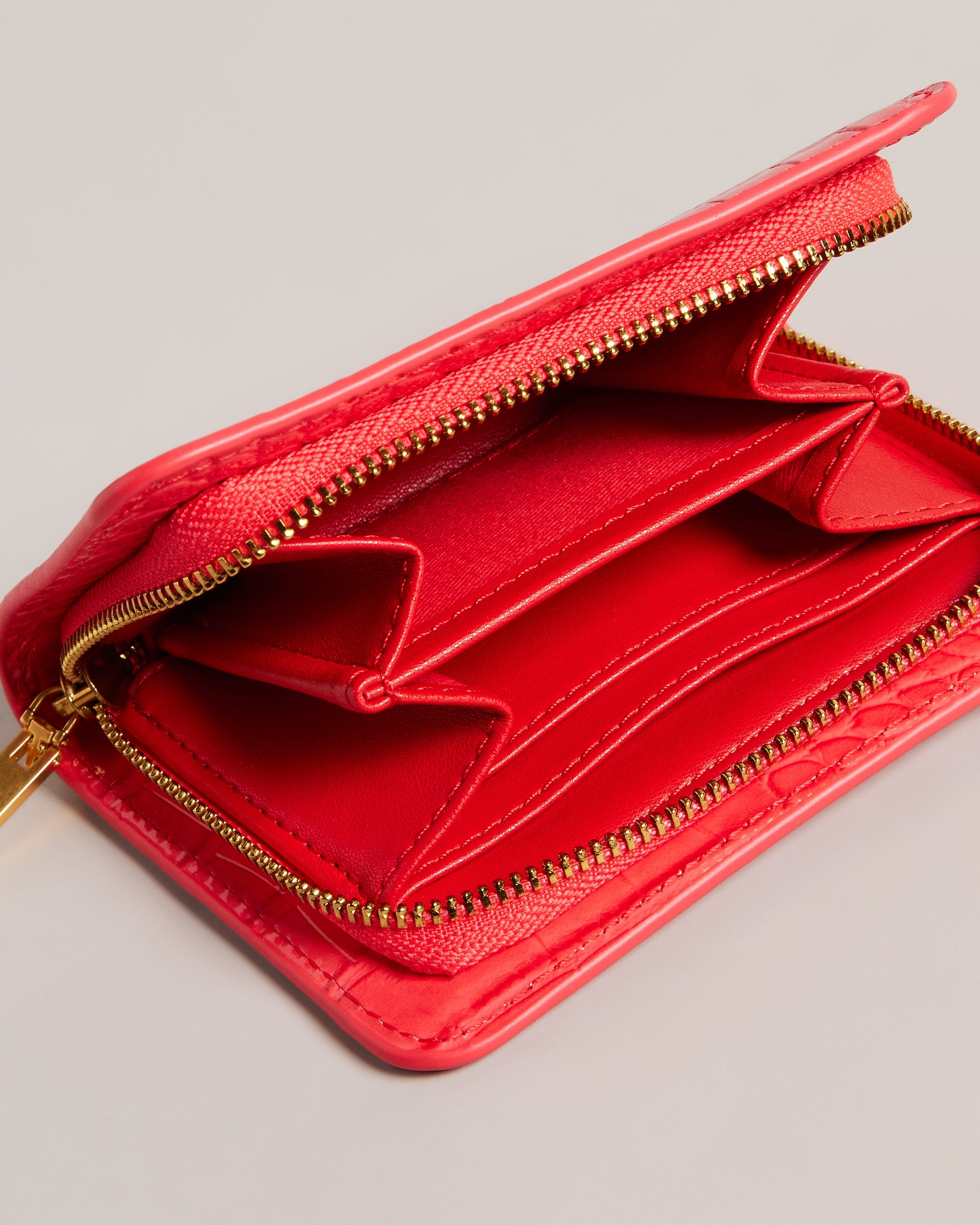 Valense Small Croc Effect Purse Coral