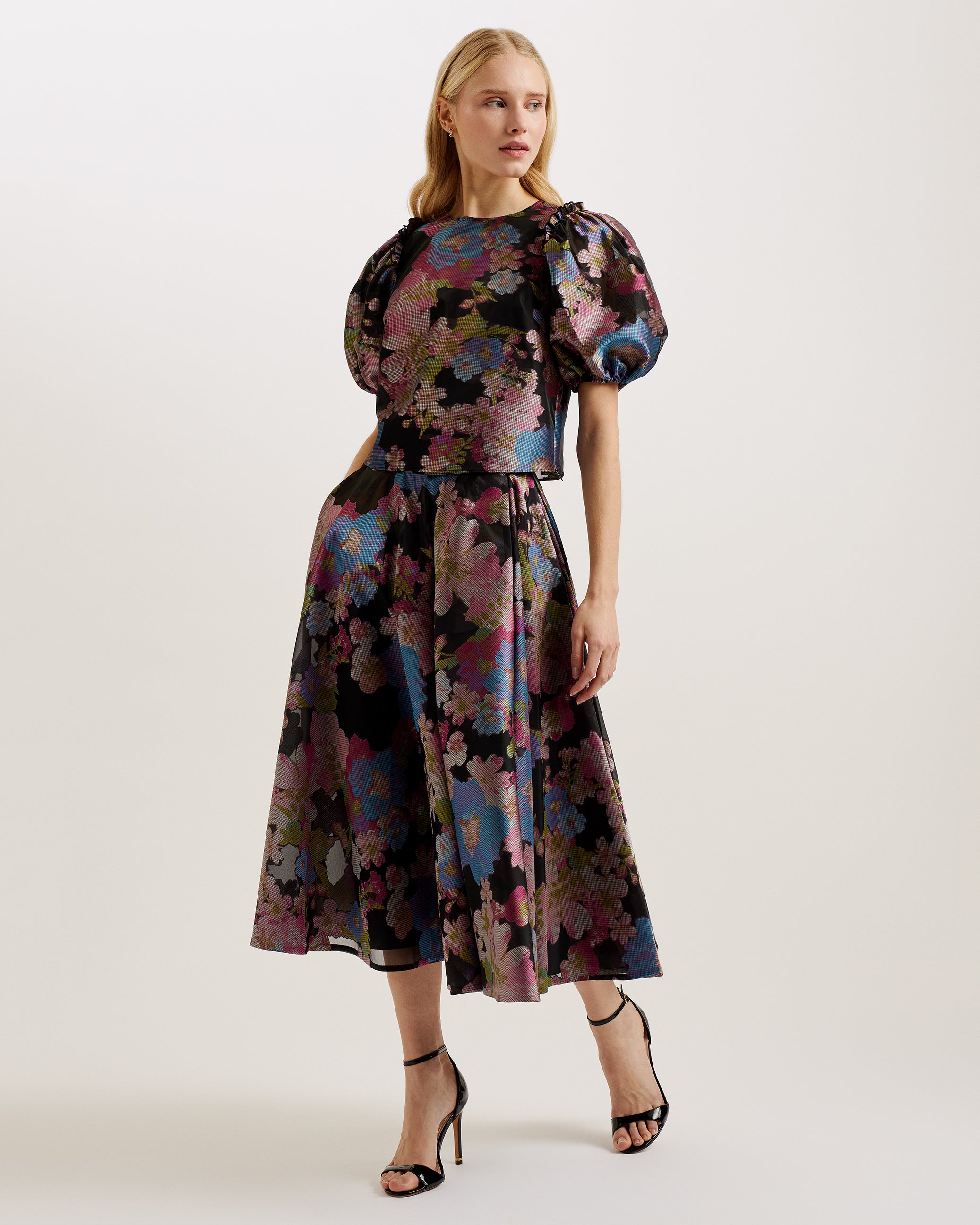 Bursa Jacquard A-Line Midi Skirt Black