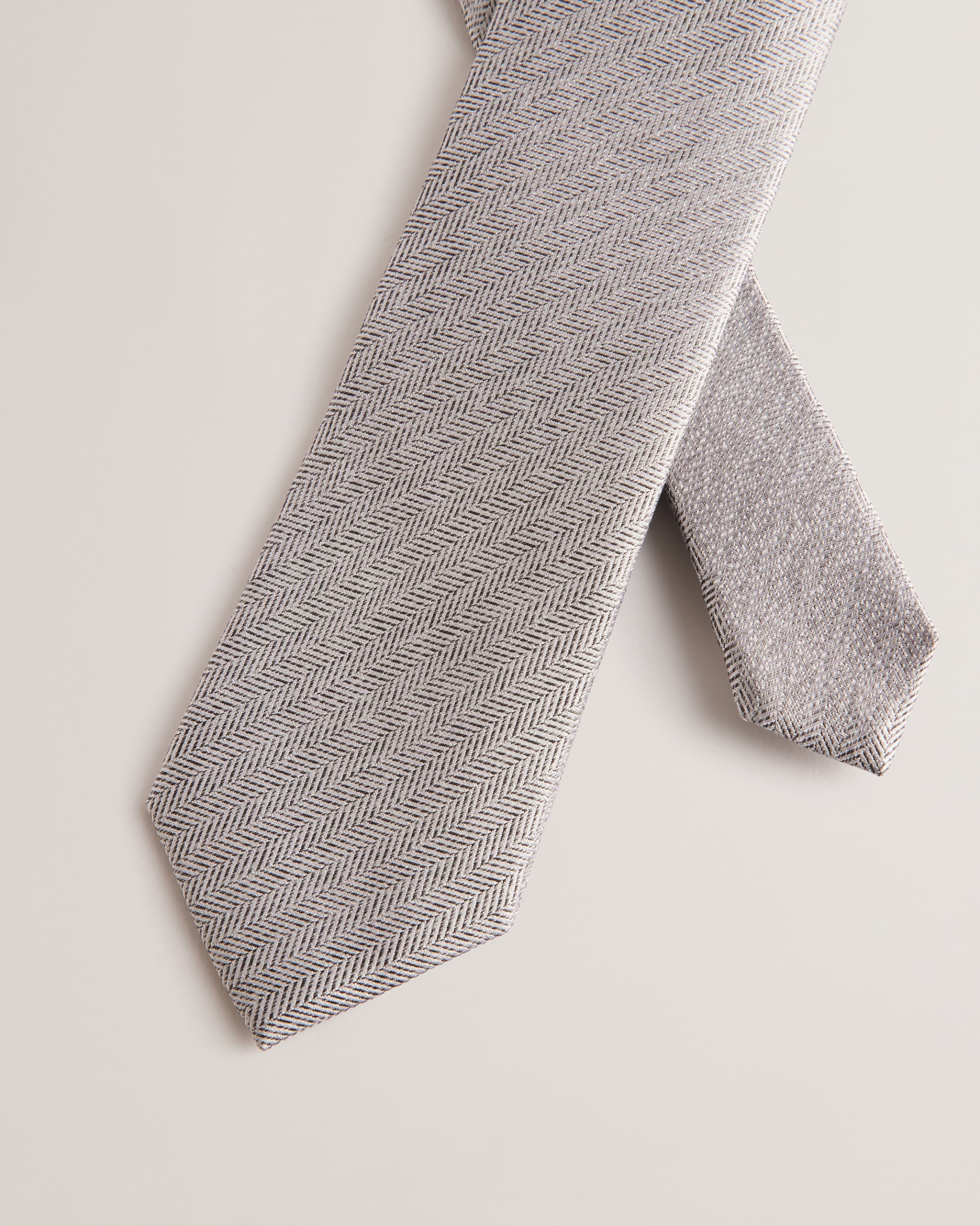 Leytone Herringbone Silk Tie Silver