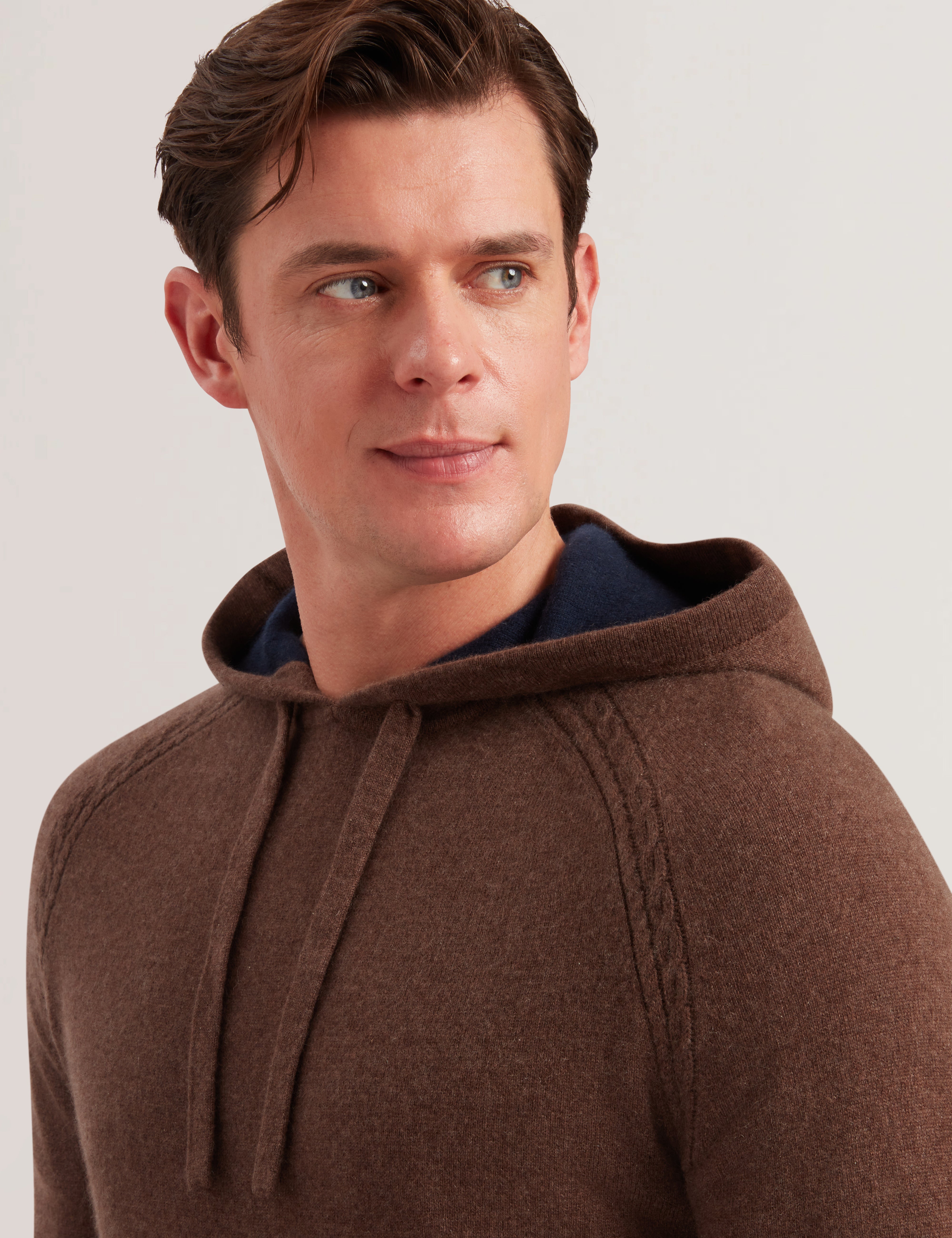 Hauxton Regular Cashmere Hoodie Brown