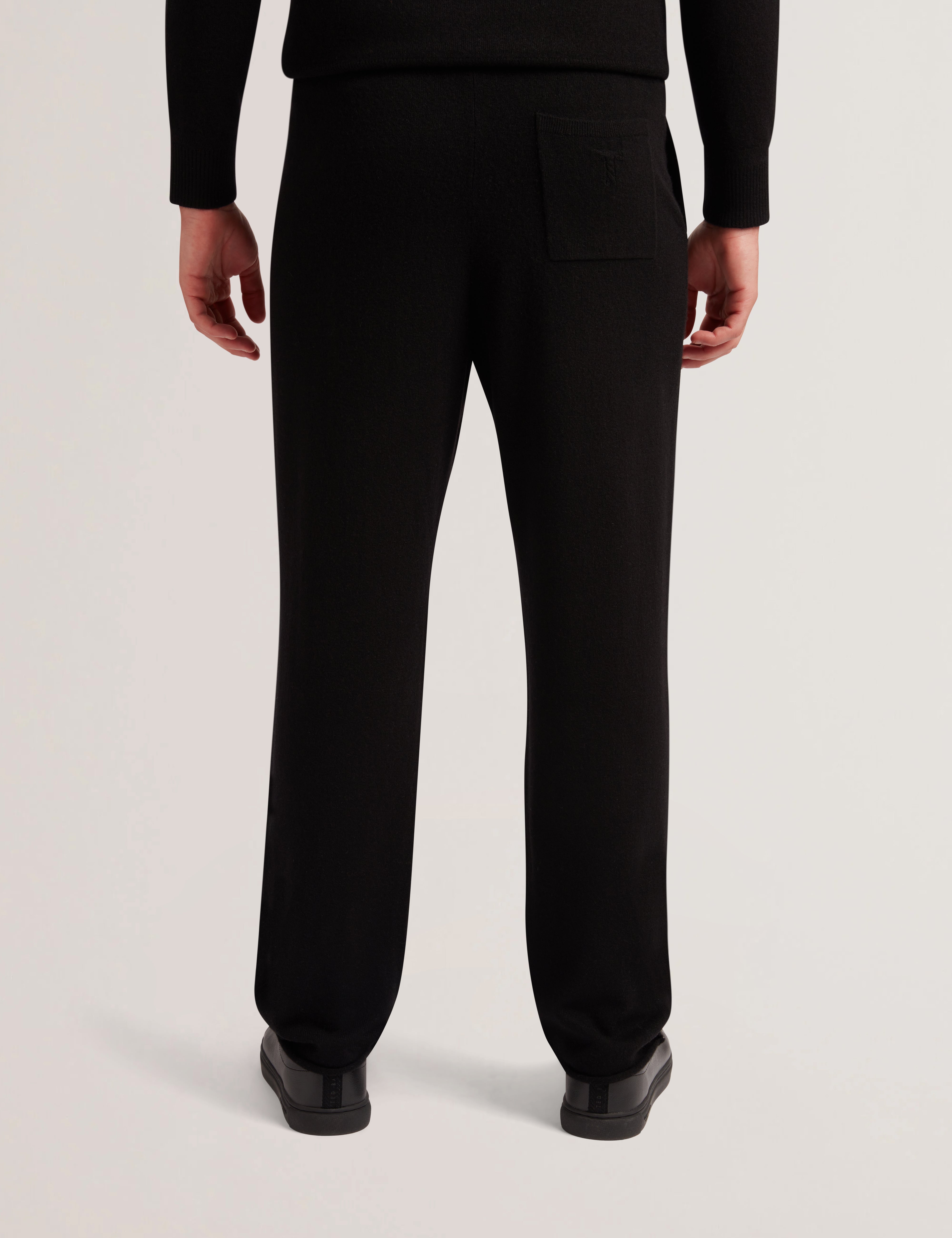 Boras Regular Cashmere Jogger Black
