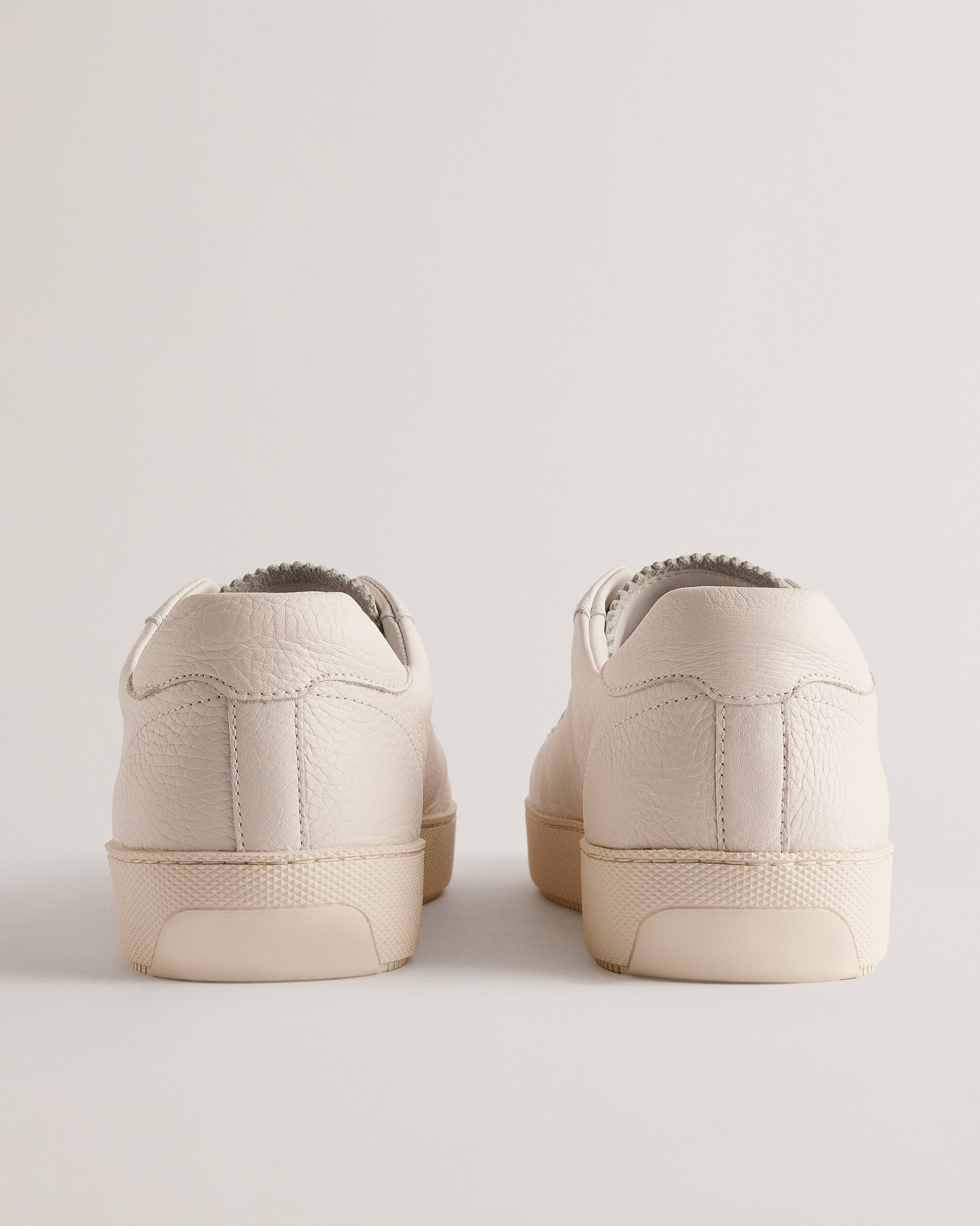 Wstwood Sneakers Shoes White