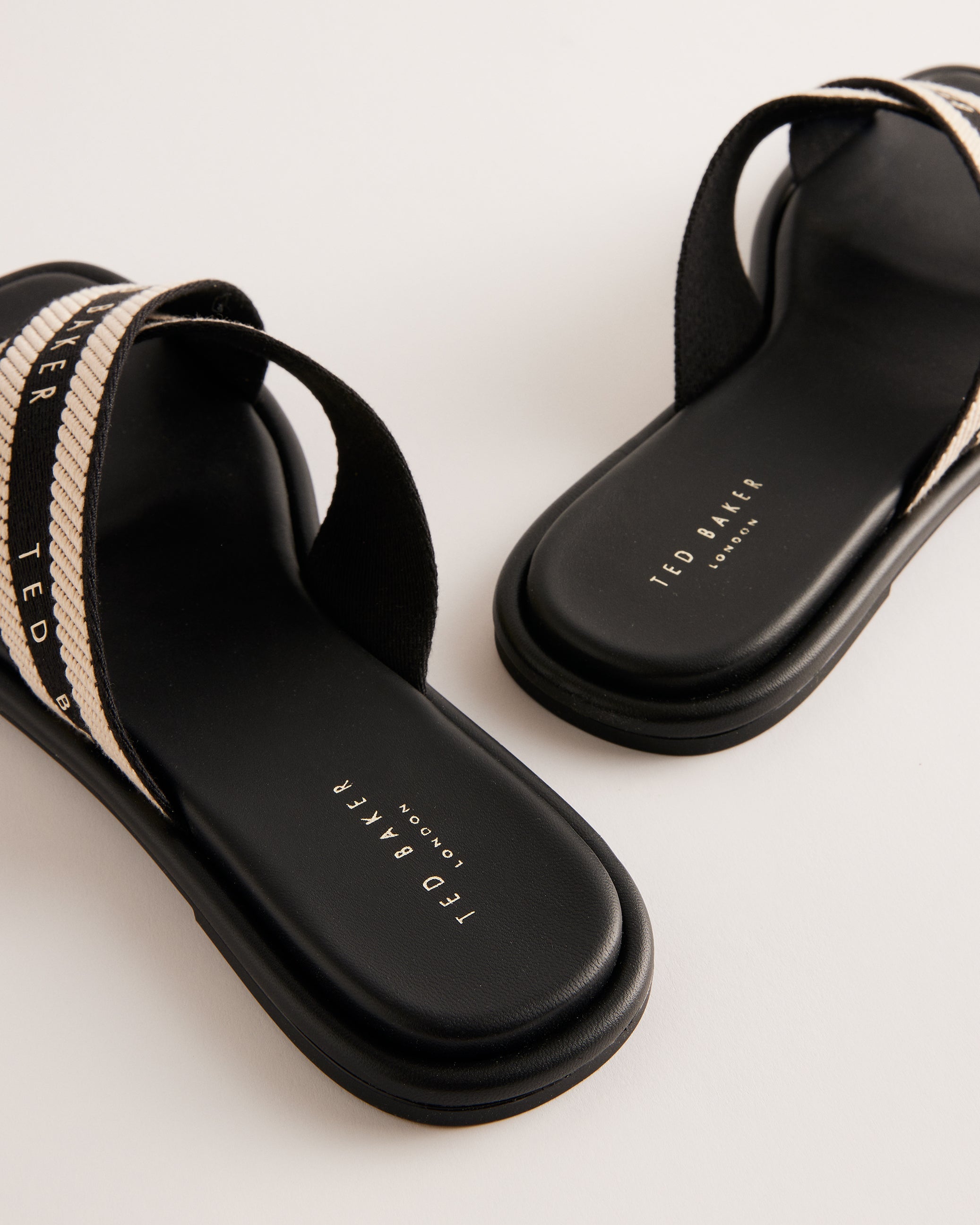 Ashika Webbing Flat Sandal Shoes Black
