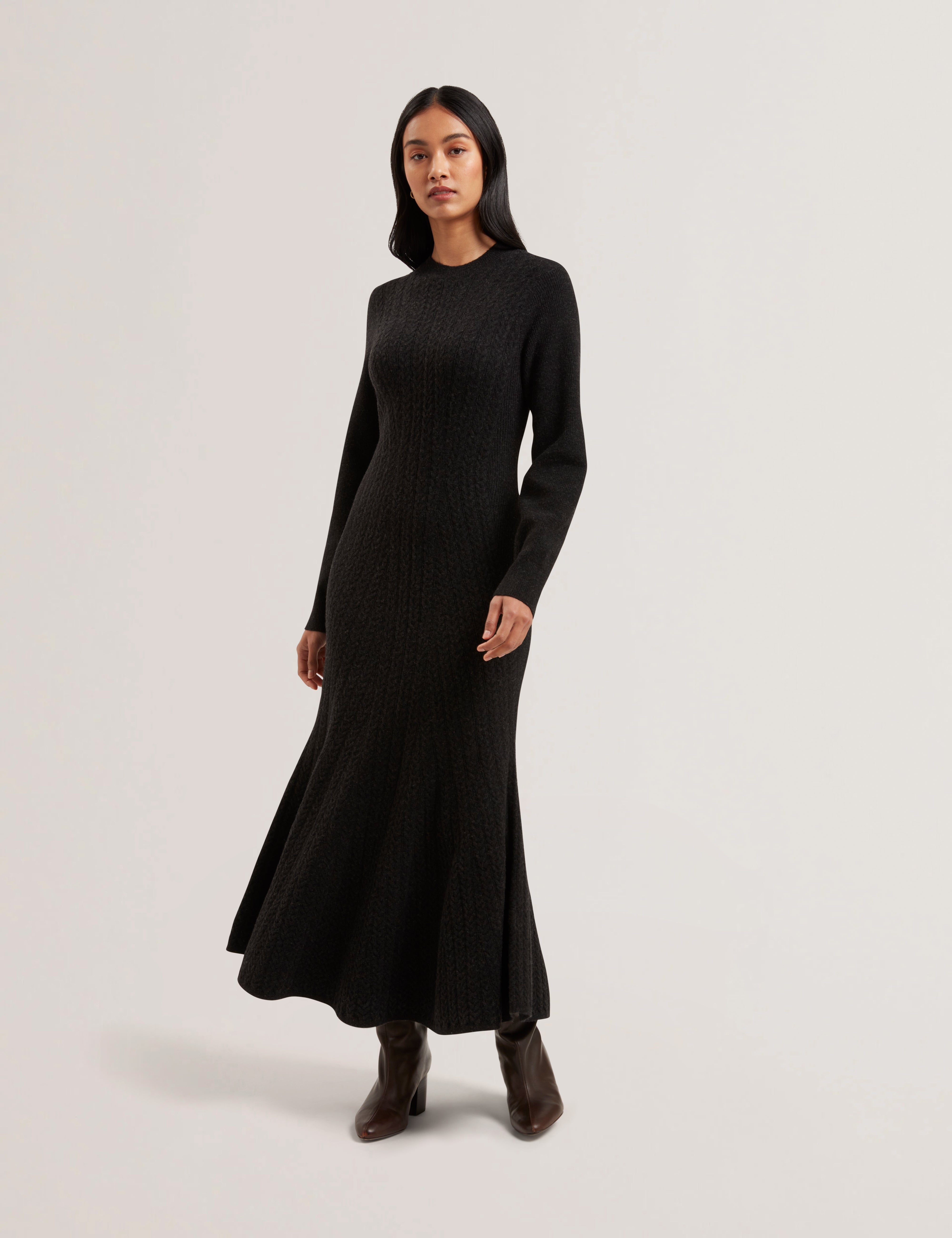 Vanesha Cable Knit Long Sleeve Midi Dress Dk-Grey