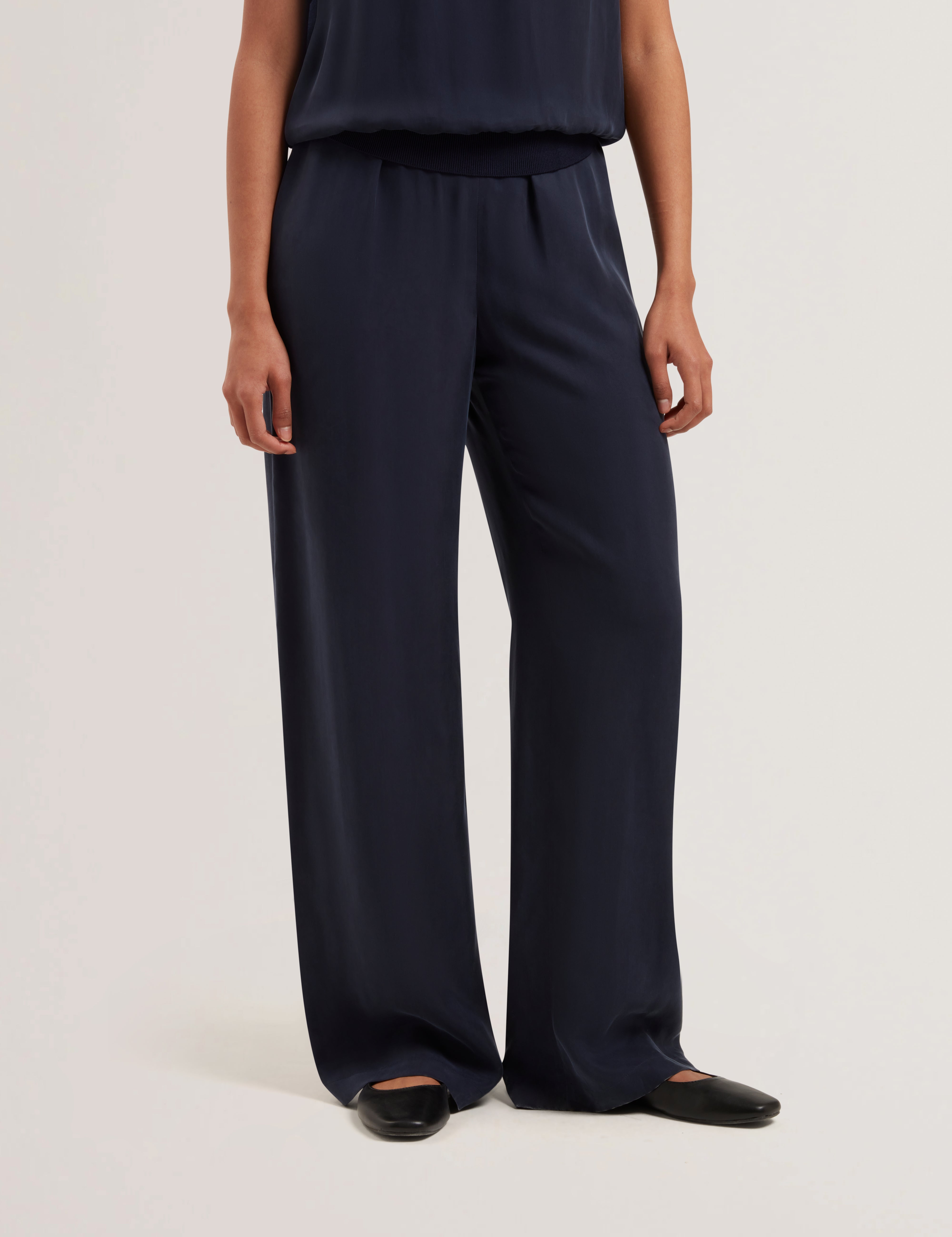Vinca Cupro Wide Leg Trouser Navy