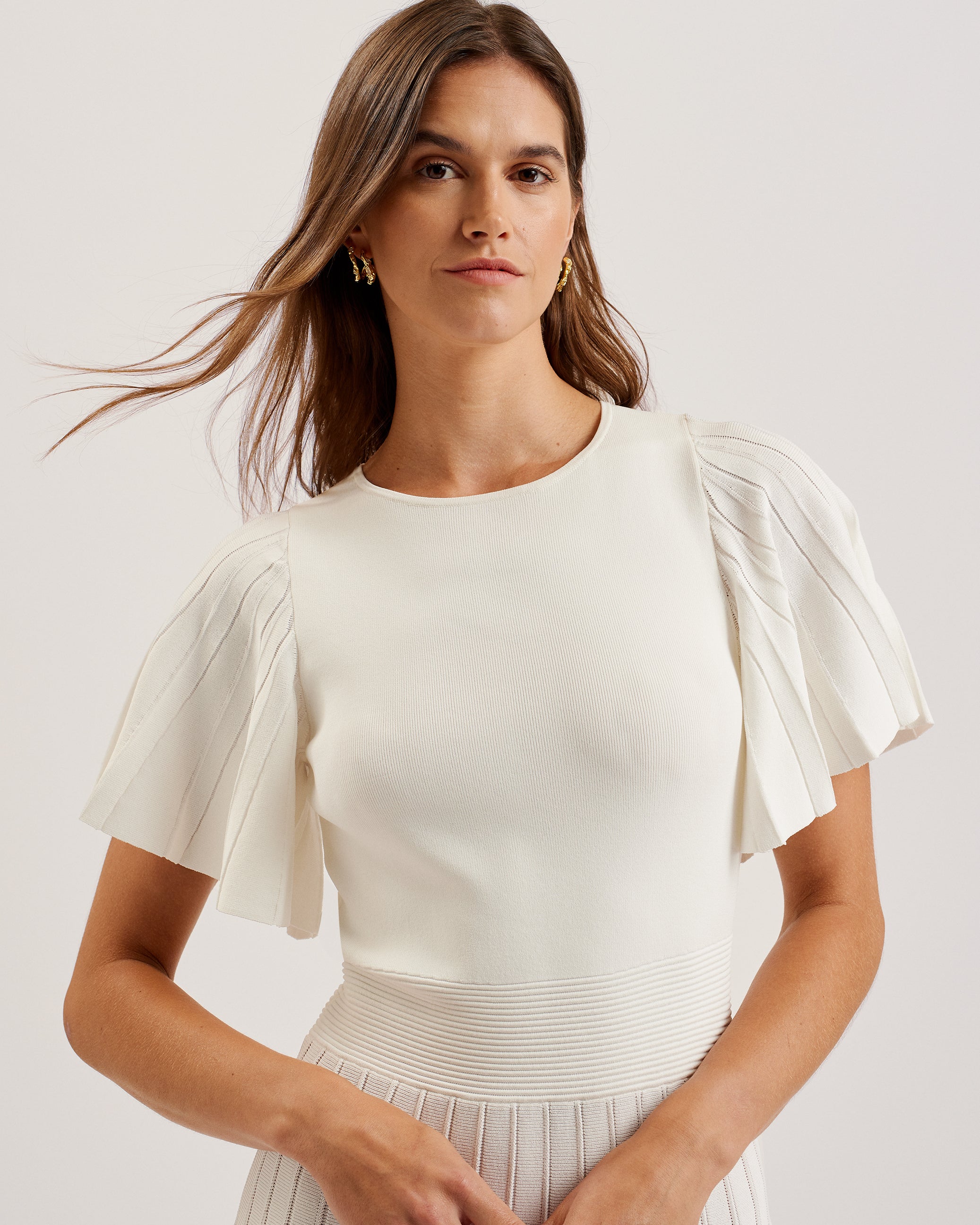 Alenha Knitted Angel Sleeve Mini Dress Ivory